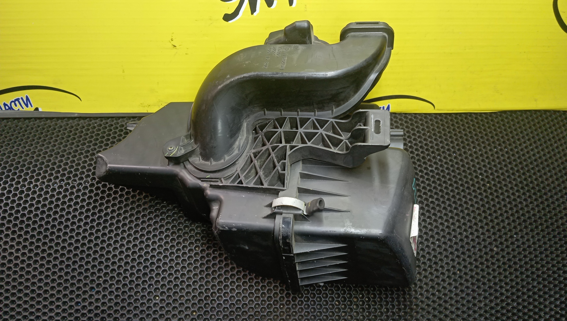 КОРПУС ВОЗДУШНОГО ФИЛЬТРА/MAZ/DEMIO/DEJFS/P3VPS