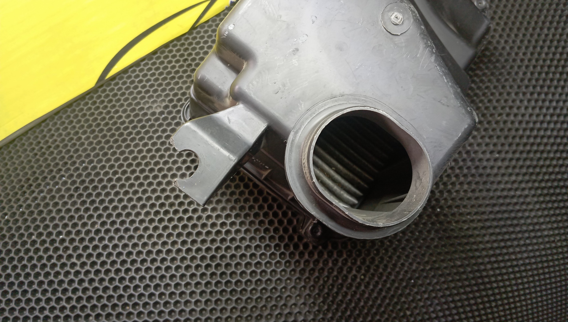 КОРПУС ВОЗДУШНОГО ФИЛЬТРА/HON/ACCORD/ACCORD WAGON/ASKA/TORNEO/CF3/CF4/CF5/CF6/CF7/CH9/CJ2/CJ3/CL1/CL2/CL3/F18B/F20B/F22B/F23A/H23A