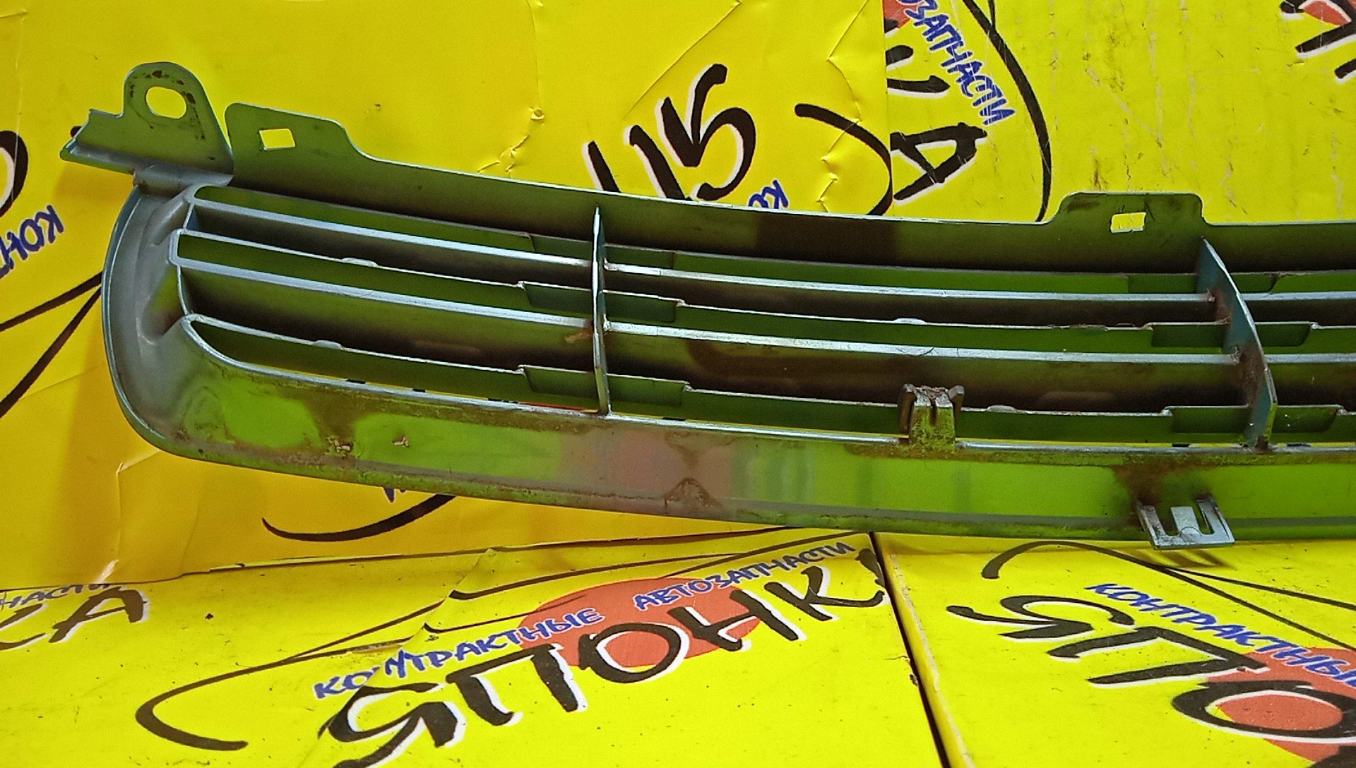 РЕШЕТКА РАДИАТОРА/TOY/PORTE/NNP10/5311152340/5310052010B0/5310052011