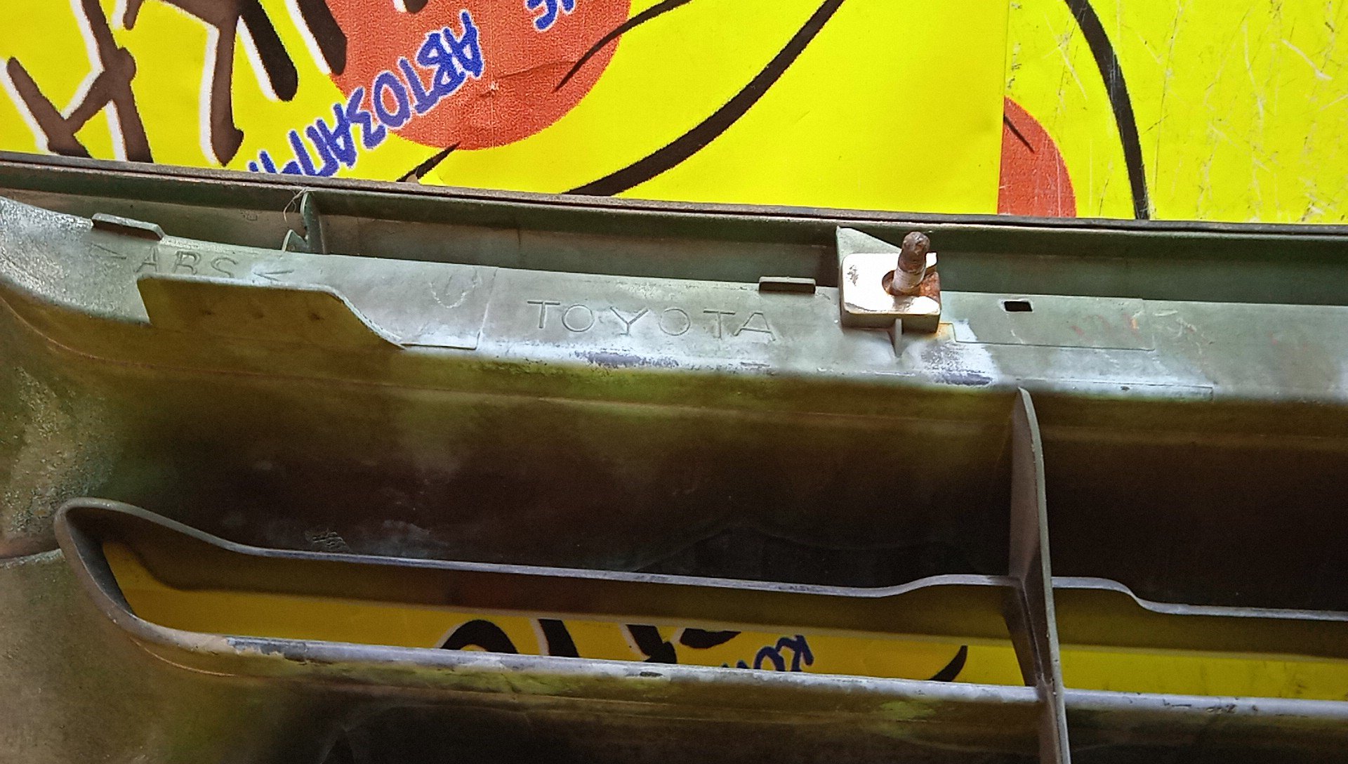 РЕШЕТКА РАДИАТОРА/TOY/IPSUM/ACM21/ACM26/КАМЕРА/1 МОДЕЛЬ/5311144110