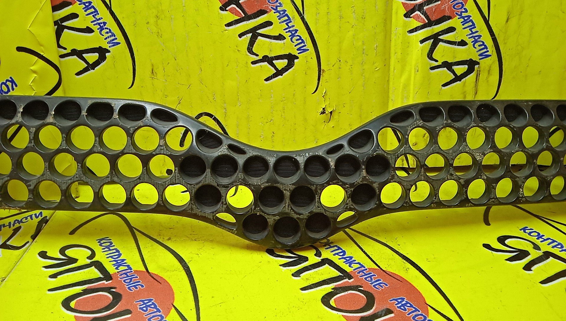 РЕШЕТКА РАДИАТОРА/TOY/VITZ/NCP10/NCP13/NCP15/SCP10/SCP13/1 МОДЕЛЬ/5310152010/5310152020