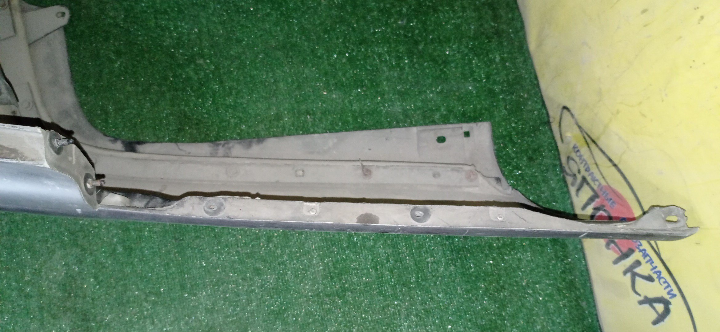 БАМПЕР/TOY/WINDOM/V10/B/5215933030