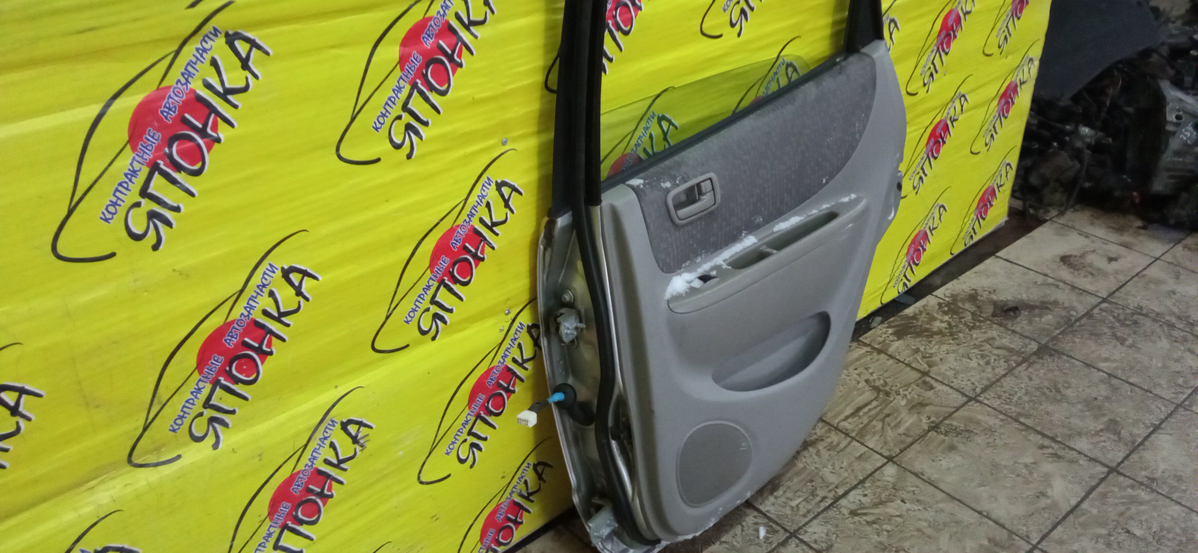 ДВЕРЬ БОКОВАЯ/TOY/SPACIO/AE111N/AE115N/6700313260/B/R