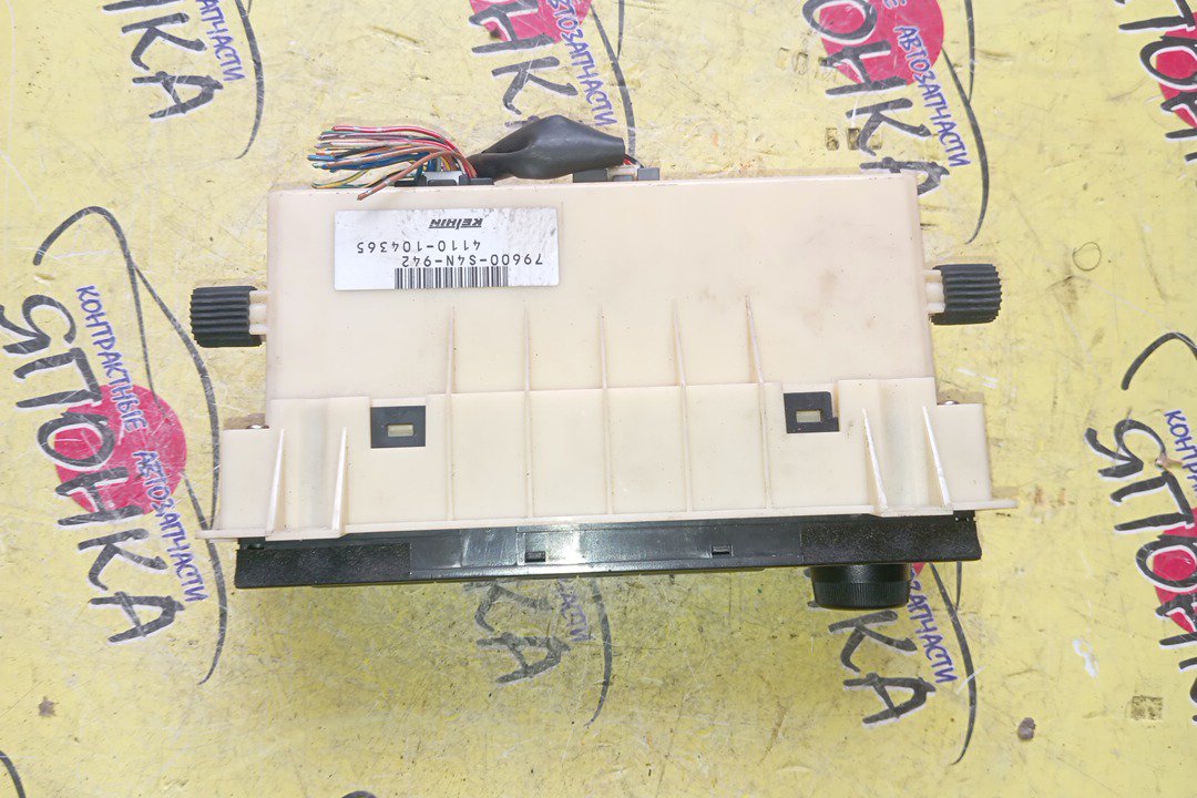 БЛОК КЛИМАТ-КОНТРОЛЯ/HON/HR-V/GH1/GH2/GH3/GH4/ЭЛЕКТРО/С ДИСПЛЕЕМ