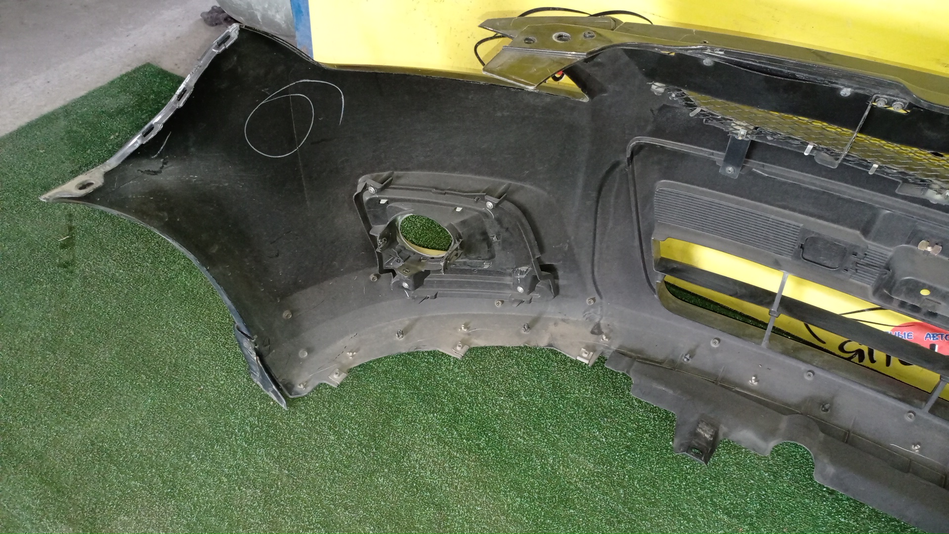 БАМПЕР/MAZ/MPV/LY3P/F/1 МОДЕЛЬ/С ГУБОЙ/С РЕШЕТКОЙ/MAZDA SPORT