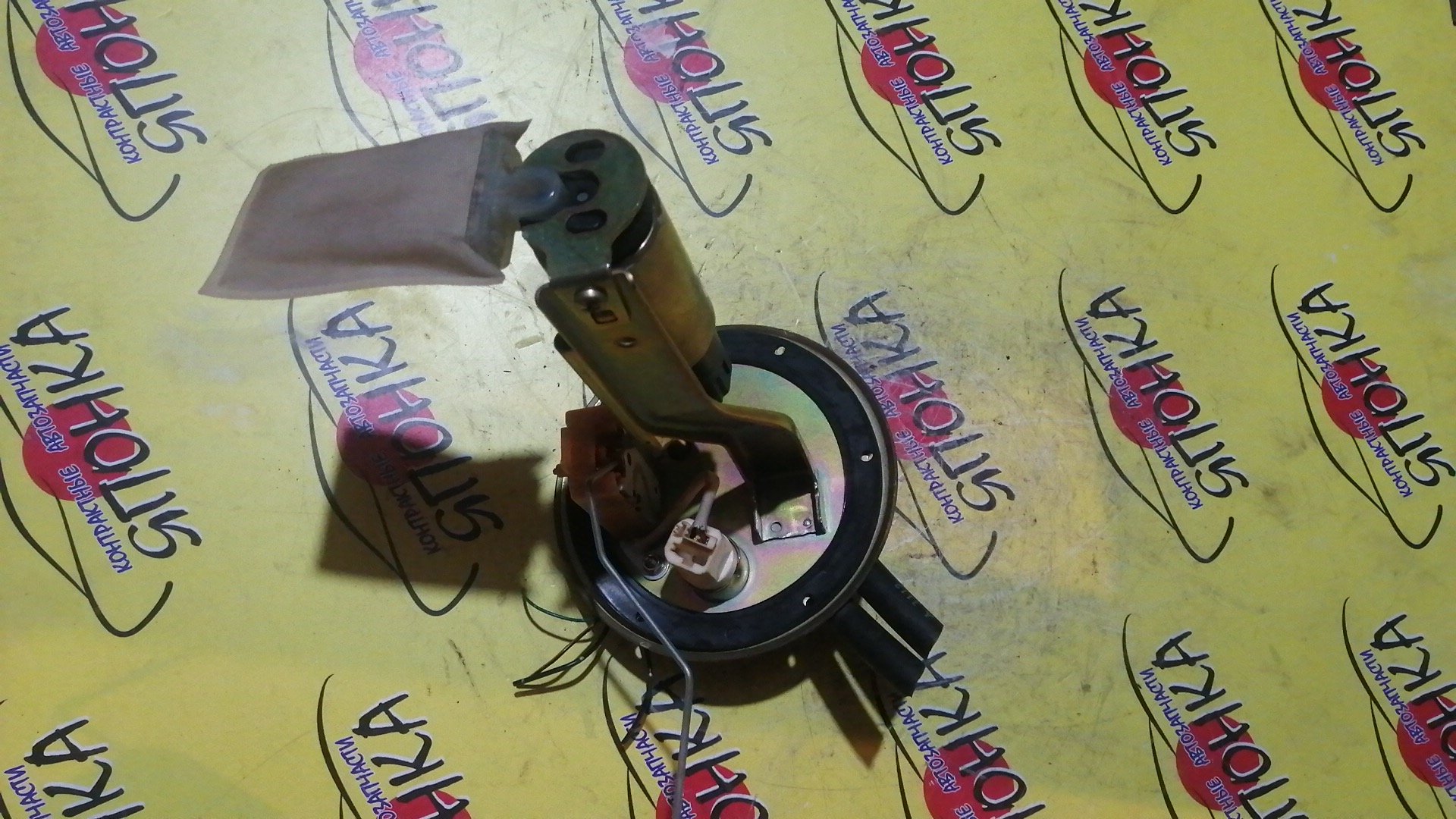 КОРПУС БЕНЗОНАСОСА/MAZ/FORD FAMILIA/LASER LIDEA/PREMACY/BJ3P/BJ5P/BJ5W/BJ8W/BJEP/BJFP/BJFW/CP8W/CPEW/2 ШТУЦЕРА