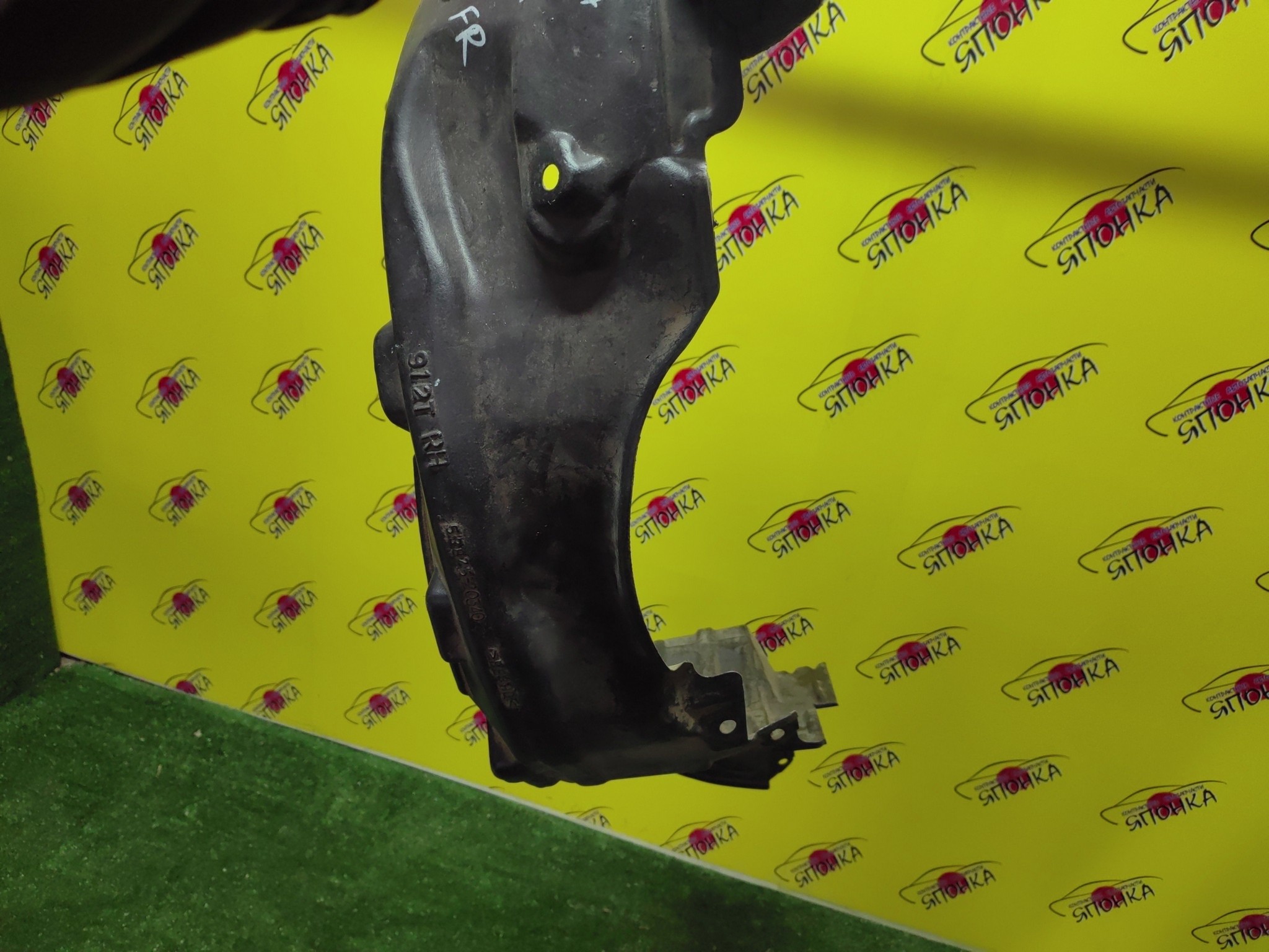 ПОДКРЫЛОК/TOY/CARINA/AT210/AT211/AT212/CT210/CT211/CT215/CT216/ST215/F/R