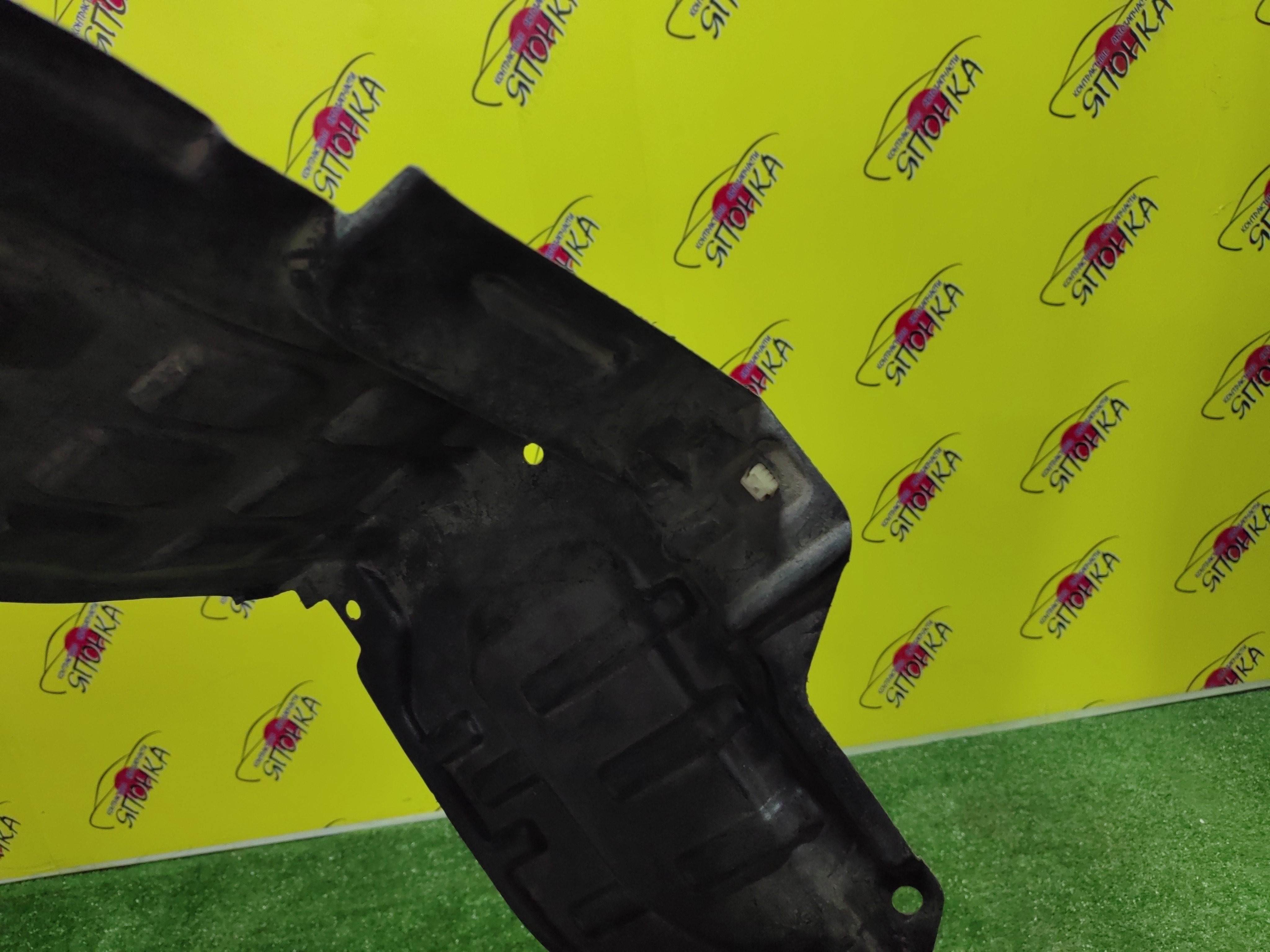 ПОДКРЫЛОК/TOY/CARINA/AT210/AT211/AT212/CT210/CT211/CT215/CT216/ST215/F/R