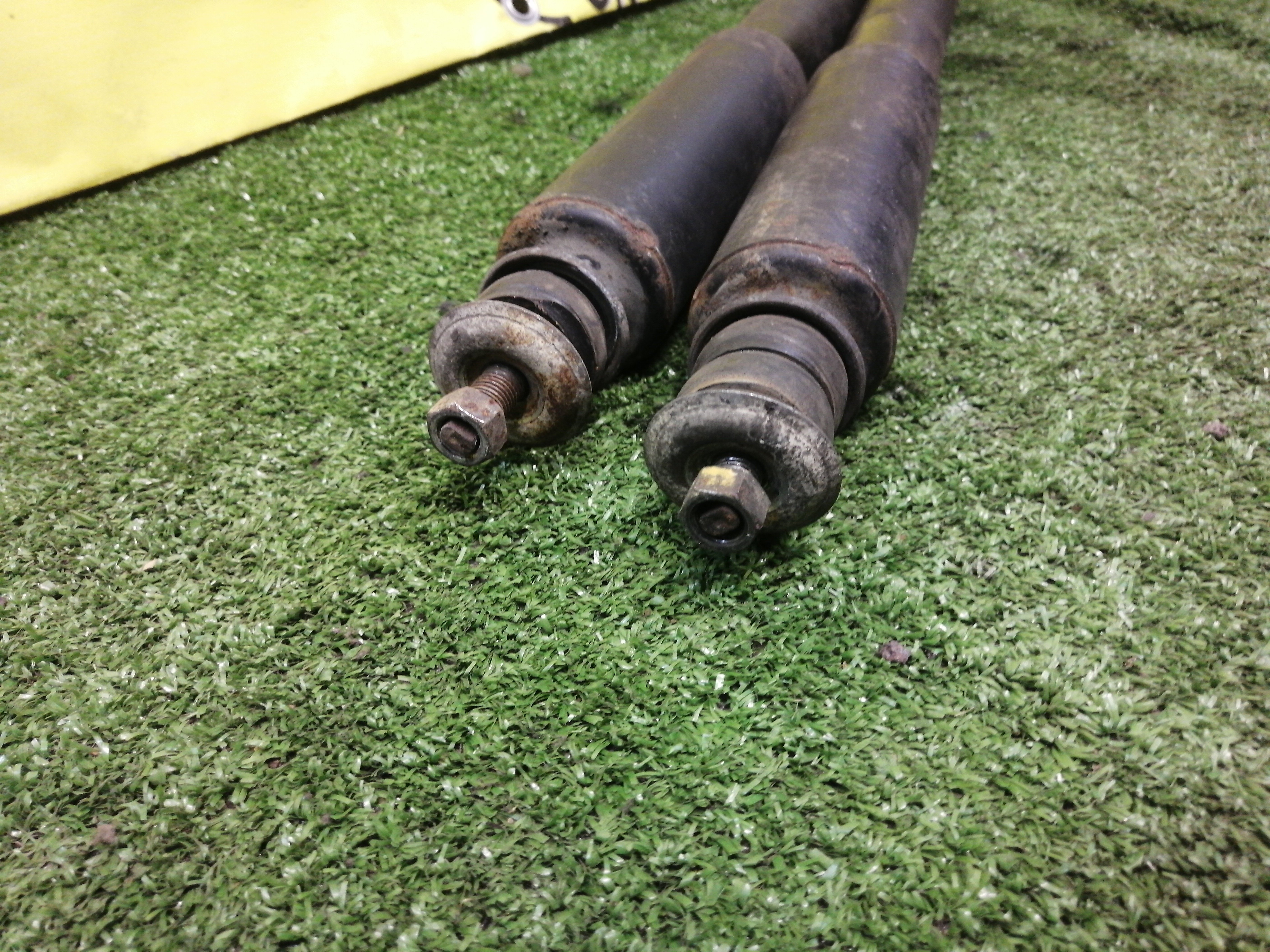 АМОРТИЗАТОР/SUZ/JIMNY/JB23W/JB43W/F