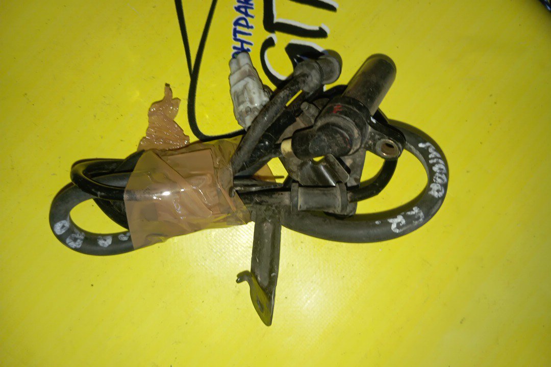ДАТЧИК ABS/TOY/DAIHATSU/DUET/SIRION/M100A/M101A/M110A/M111A/B/R