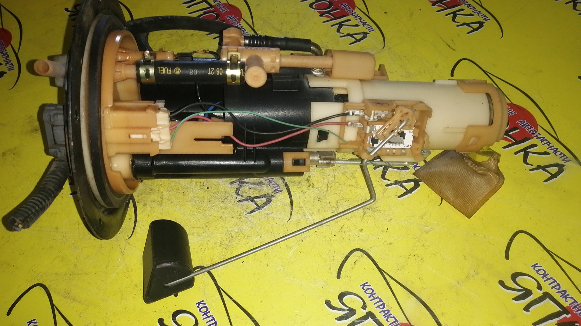 КОРПУС БЕНЗОНАСОСА/MMC/PAJERO IO/H61W/H62W/H66W/H67W/H71W/H72W/H76W/H77W/3ШТУЦЕРА