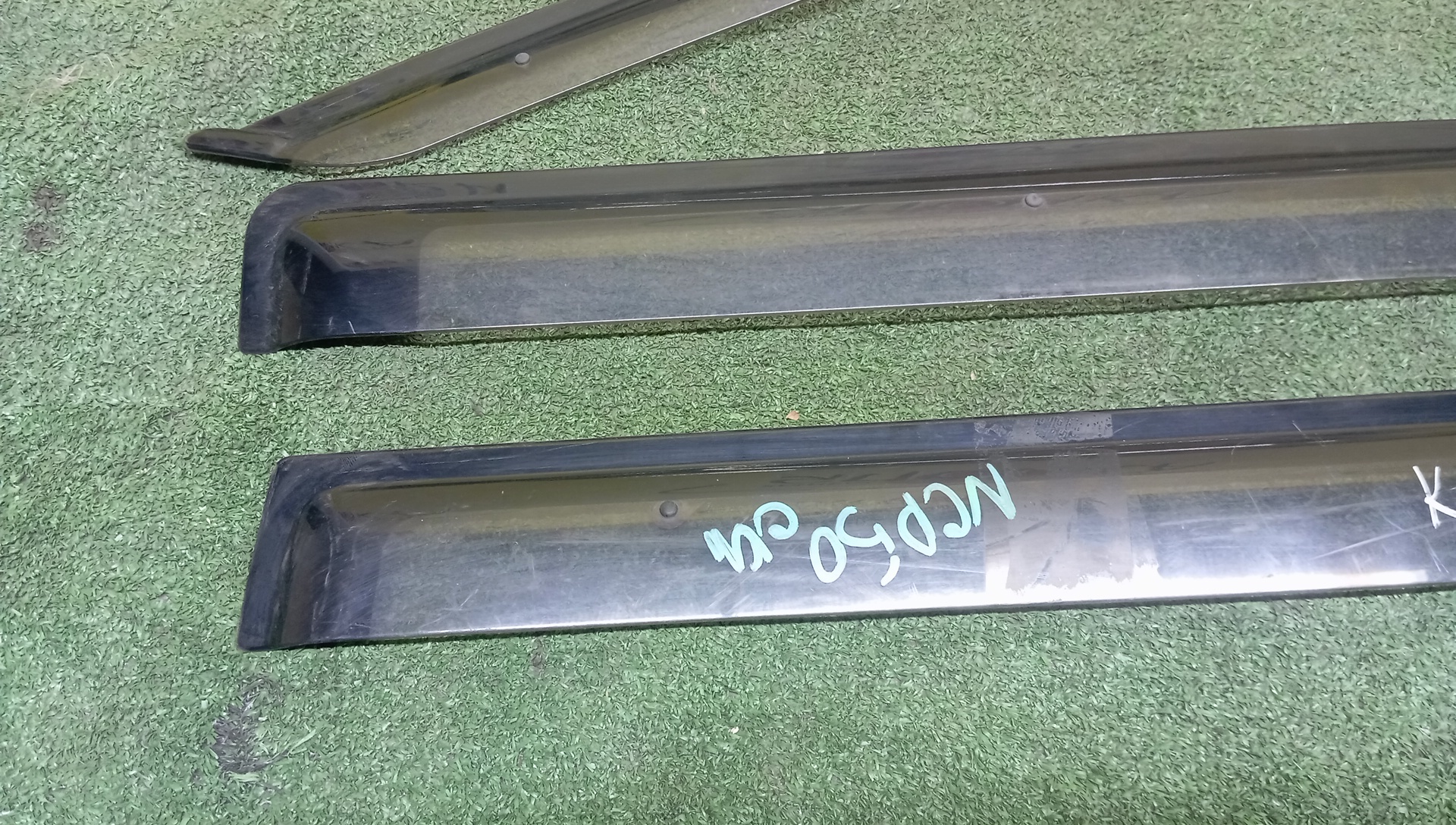 ВЕТРОВИК/TOY/PROBOX/SUCCEED/NCP50V/NCP51V/NCP52V/NCP55V/NCP58G/NCP59G/NLP51V/КОМПЛЕКТ