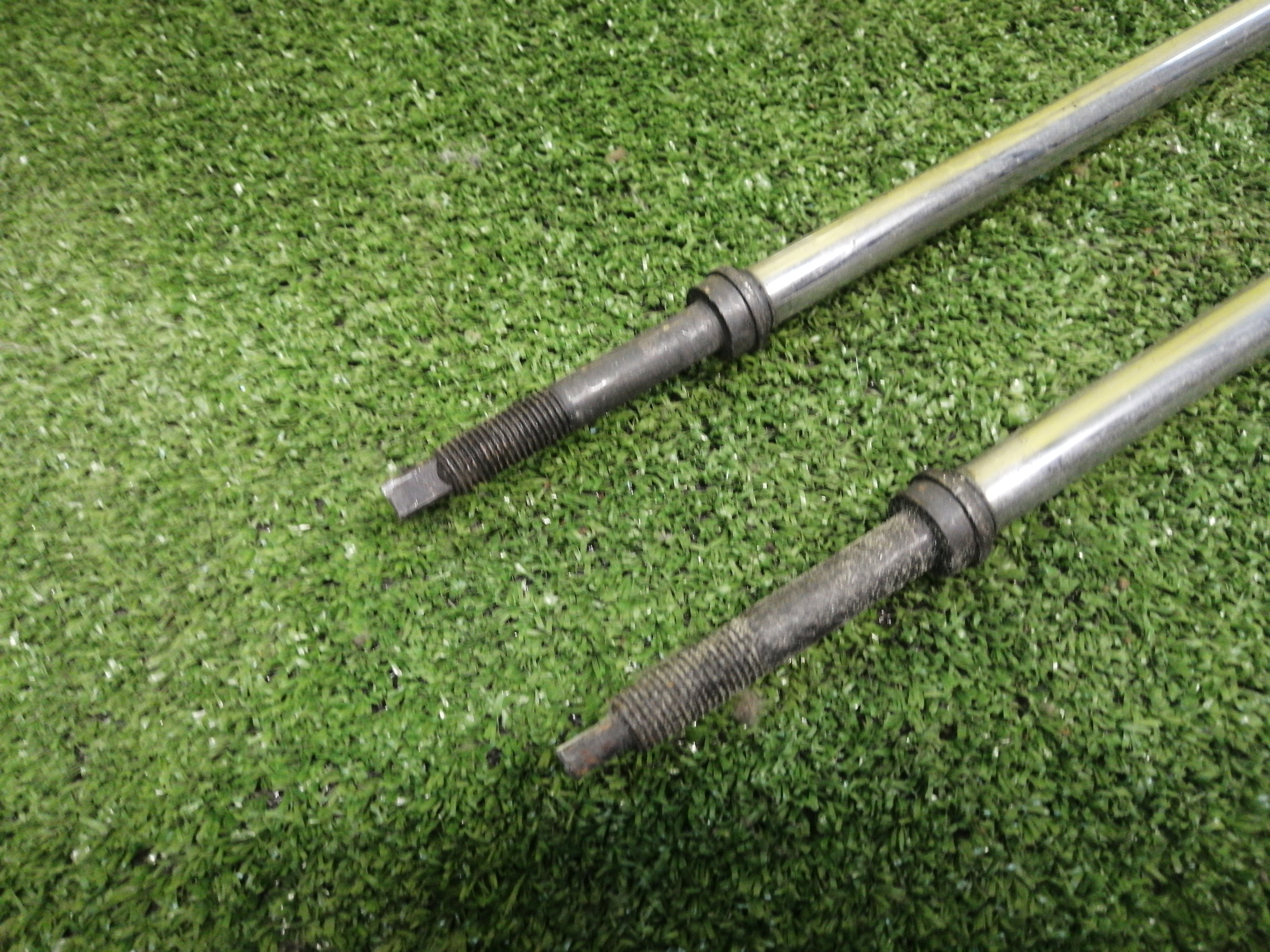 АМОРТИЗАТОР/NIS/JUKE/YF15/B