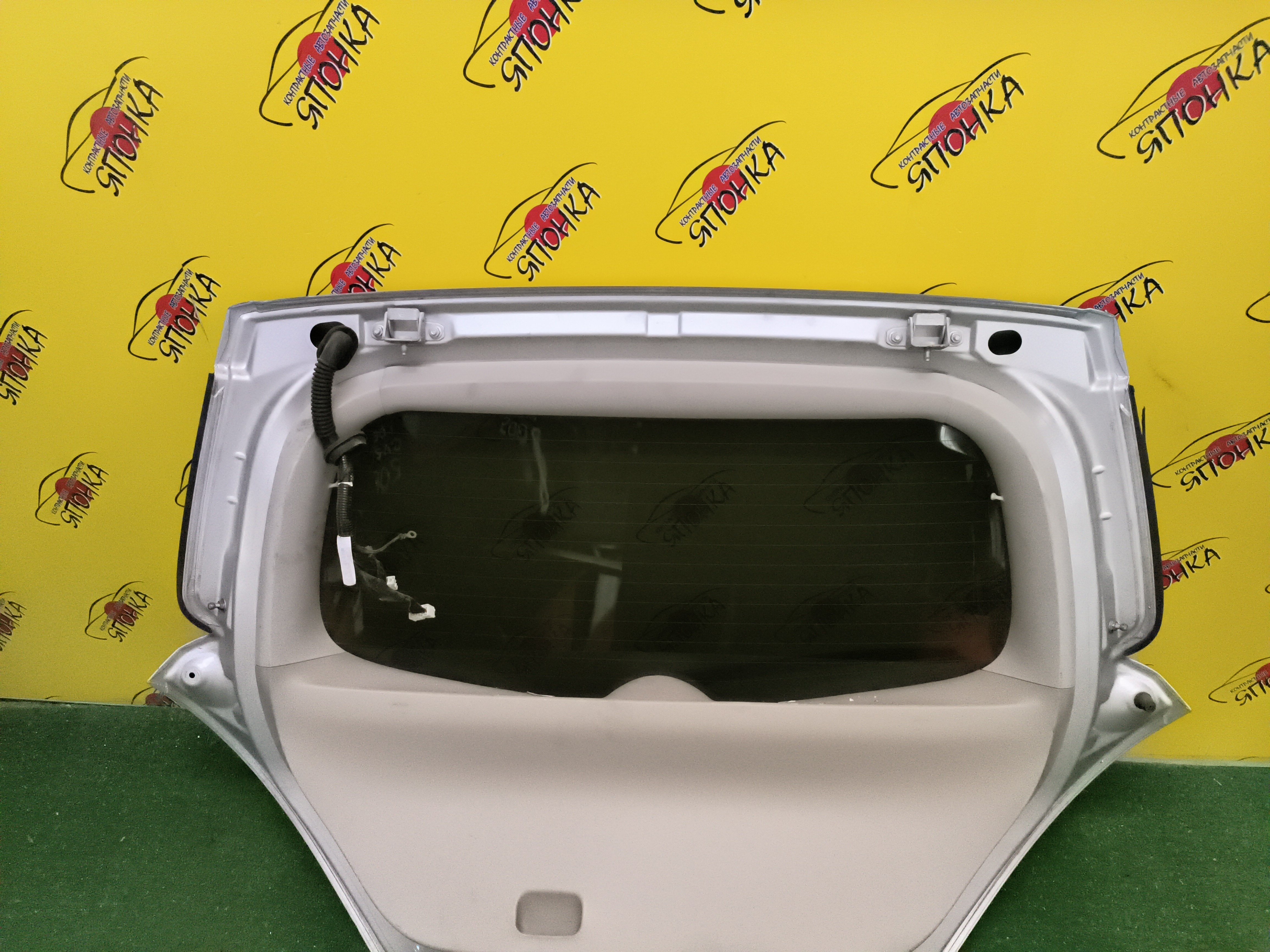 ДВЕРЬ ЗАДНЯЯ/NIS/TIIDA/C11/JC11/NC11/SC11