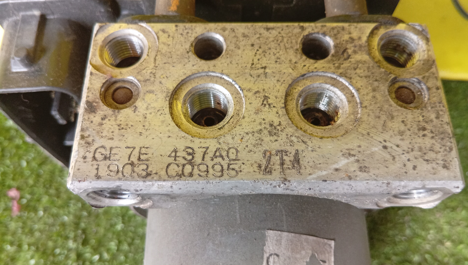 БЛОК ABS/MAZ/CAPELLA/626/GF8P/GFEP/GFER/GFFP/GW5R/GW8W/GWER/GWEW/GWFW/GE7E437AO