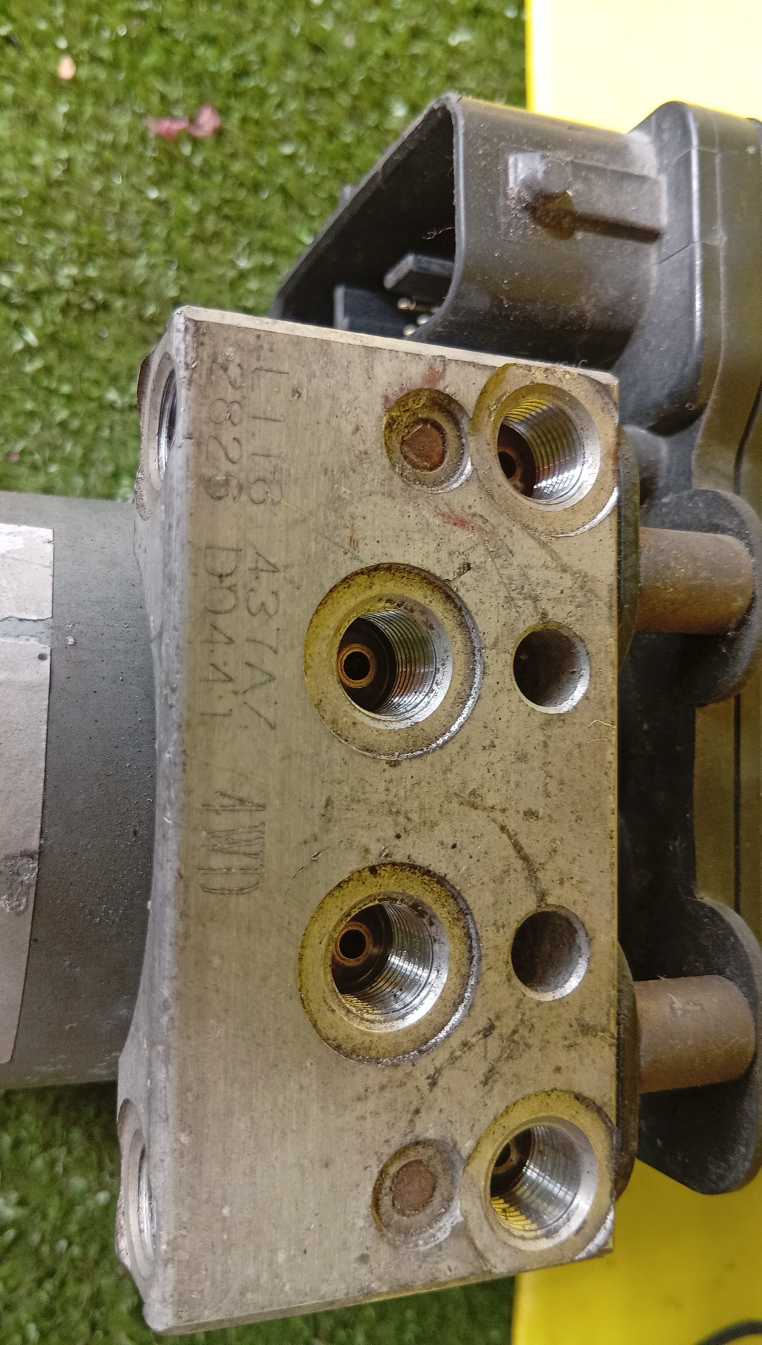 БЛОК ABS/MAZ/MPV/LW/MD4W2H07A2