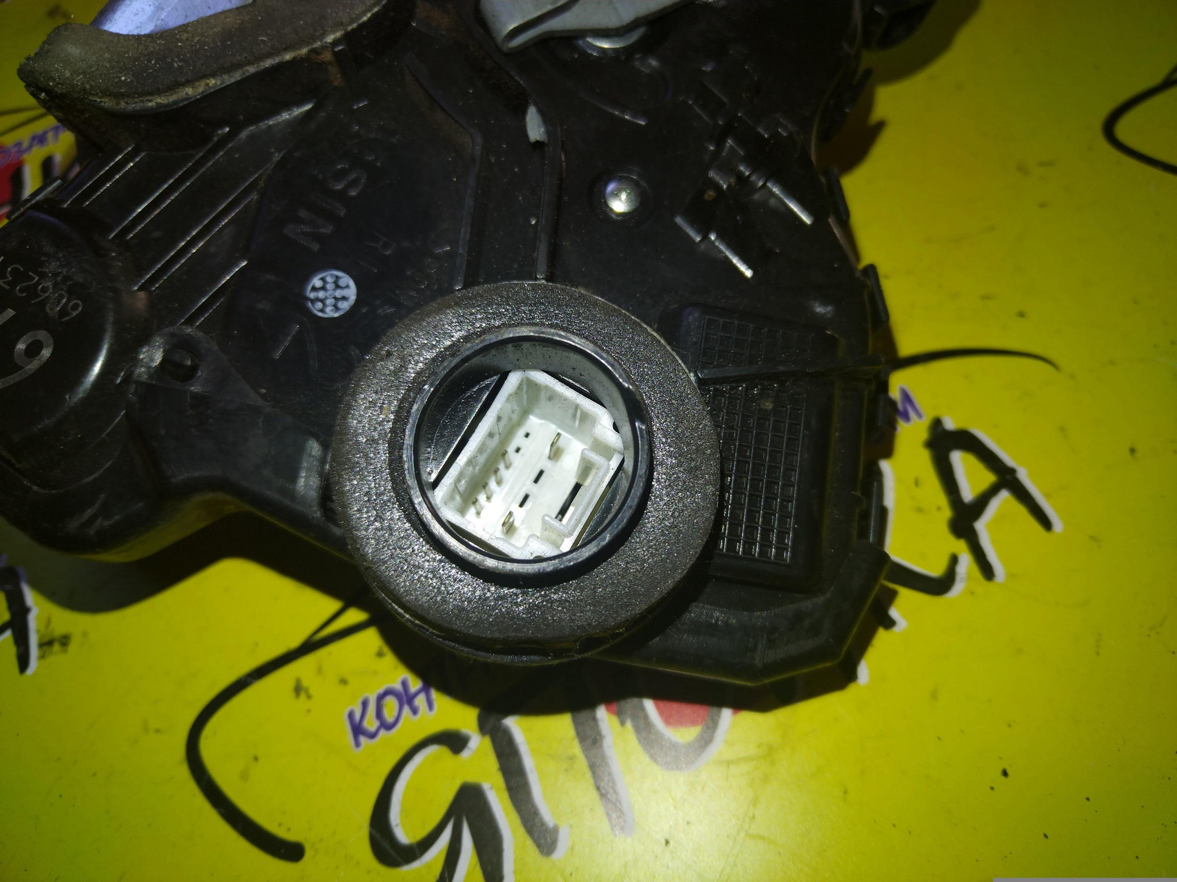 ЗАМОК ДВЕРИ/TOY/ALLION/ALPHARD/AQUA/AURIS/BLADE/CAMRY/COROLLA AXIO/COROLLA FIELDER/COROLLA RUMION/CROWN/ESTIMA/ESTIMA HYBRID/IST/LAND CRUISER/LAND CRUISER PRADO/MARK X/MARK X ZIO/PORTE/PREMIO/PRIUS ALPHA/RAV4/SAI/VOXY/WISH/ACA30/ACA31W/ACA33/ACA36W/ACA38/ACR50W/ACV40/ACV51/ADE150/AHR20W/ALA30/ALA35/ANA10/ANA15/ANH20W/ANM10W/ASV40/AVV50/AZE154H/AZE156H/AZK10/GGH20W/GRE156H/GRJ150W/GRJ151W/GRS200/GRS201/GRS202/GRS203/GRS204/GRX130/GRX133/GRX135/GSR50W/GSV50/KGJ10/NCP110/NCP115/NCP141/NCP145/NDE150/NGJ10/NHP10/NRE150/NRE160/NRE161/NSP140/NZE141/NZE144/NZE151H/NZE154H/NZE161/NZE164/NZT260/F/R