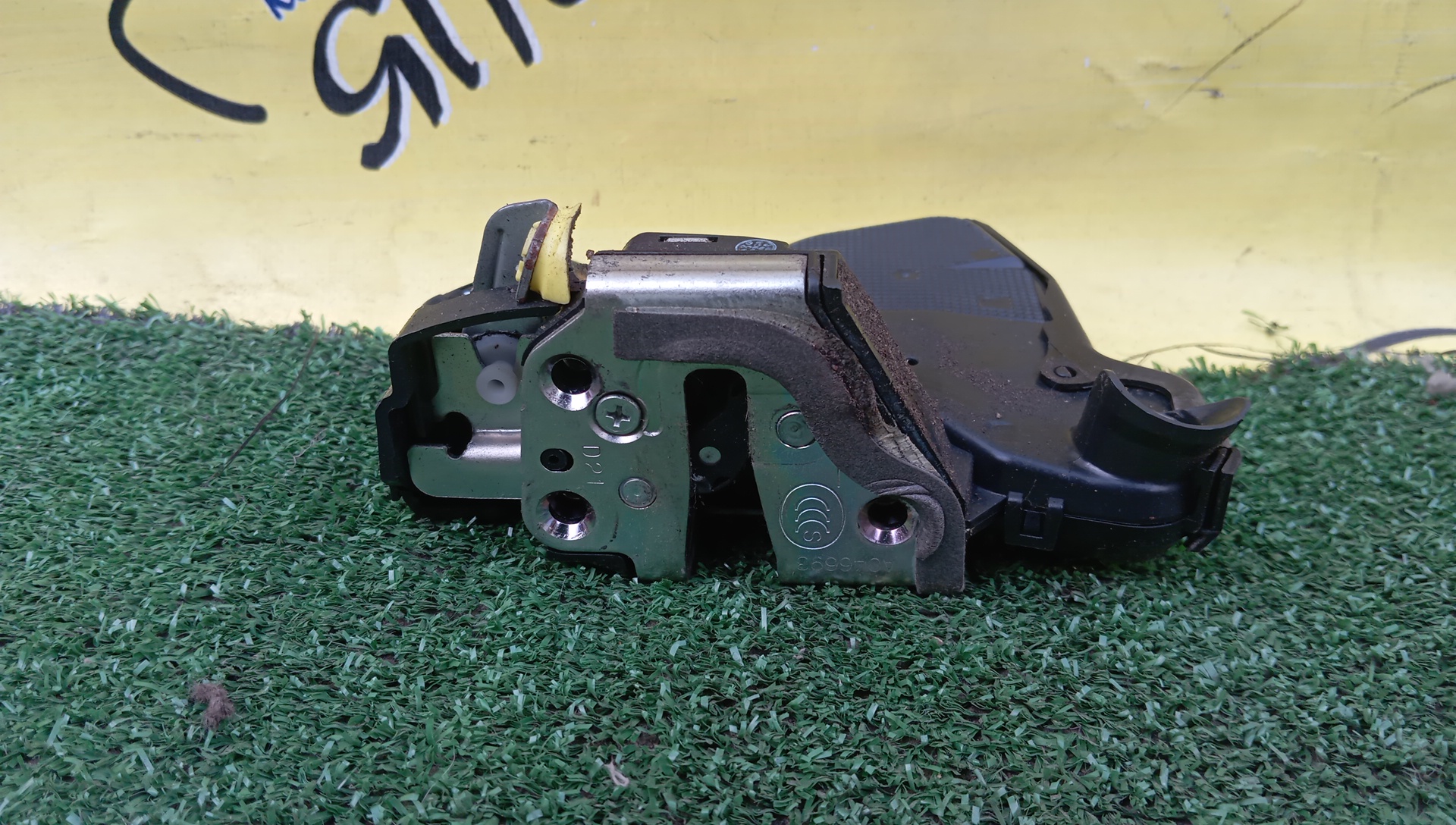 ЗАМОК ДВЕРИ/TOY/ALPHARD/HARRIER/LAND CRUISER PRADO/LEXUS RX300/LEXUS RX330/ANH10W/ANH15W/ATH10W/GRJ120/GRJ120W/GRJ121W/GRJ125/GSU30/GSU30W/GSU35/GSU35W/KDJ120/KDJ120W/KDJ121W/KDJ125L/KDJ125W/MCU30W/MCU31W/MCU33/MCU35/MCU35W/MCU36W/MCU38/MHU38W/MNH10W/MNH15W/F/L