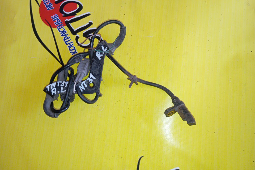 ДАТЧИК ABS/NIS/X-TRAIL/DNT31/NT31/T31/TNT31/B/L