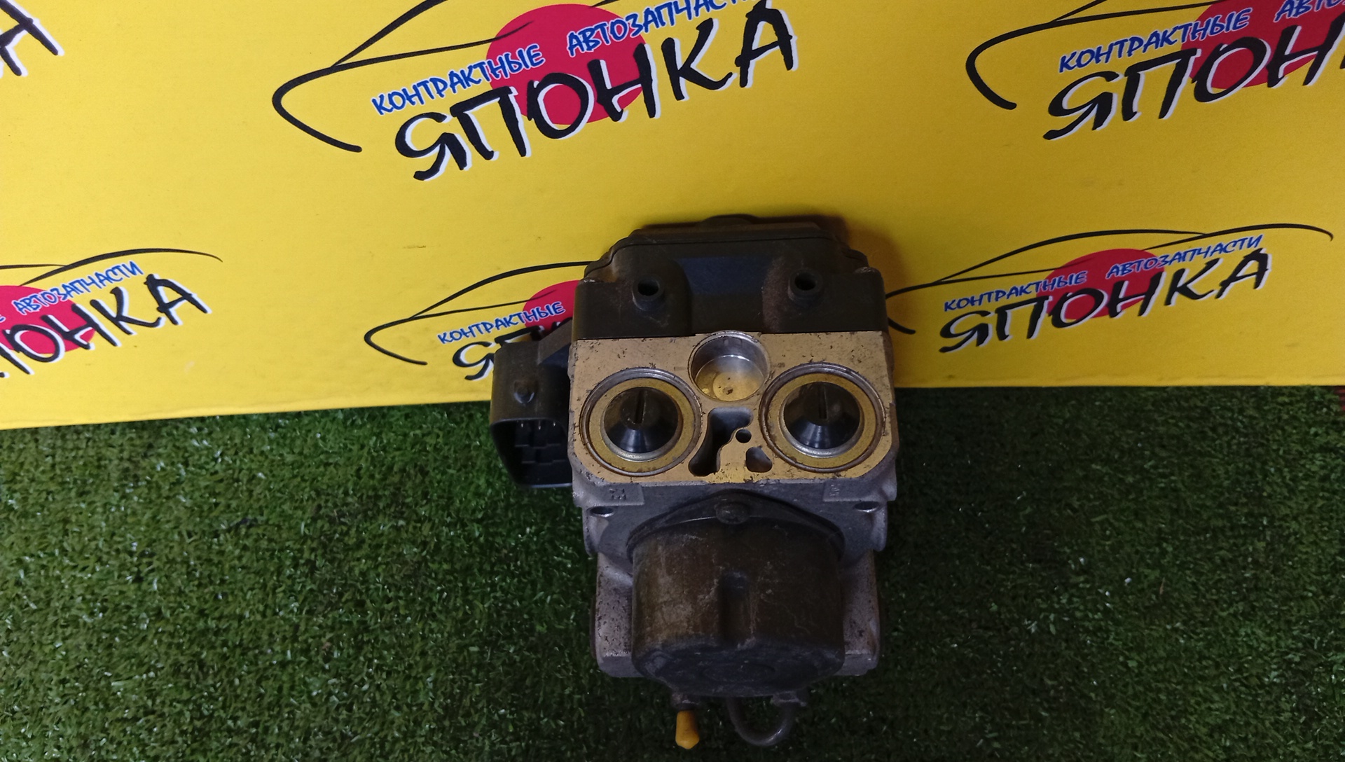 БЛОК ABS/TOY/HARRIER/MCU30/MCU31/MCU35/MCU36/ACU30/ACU35/4451048030