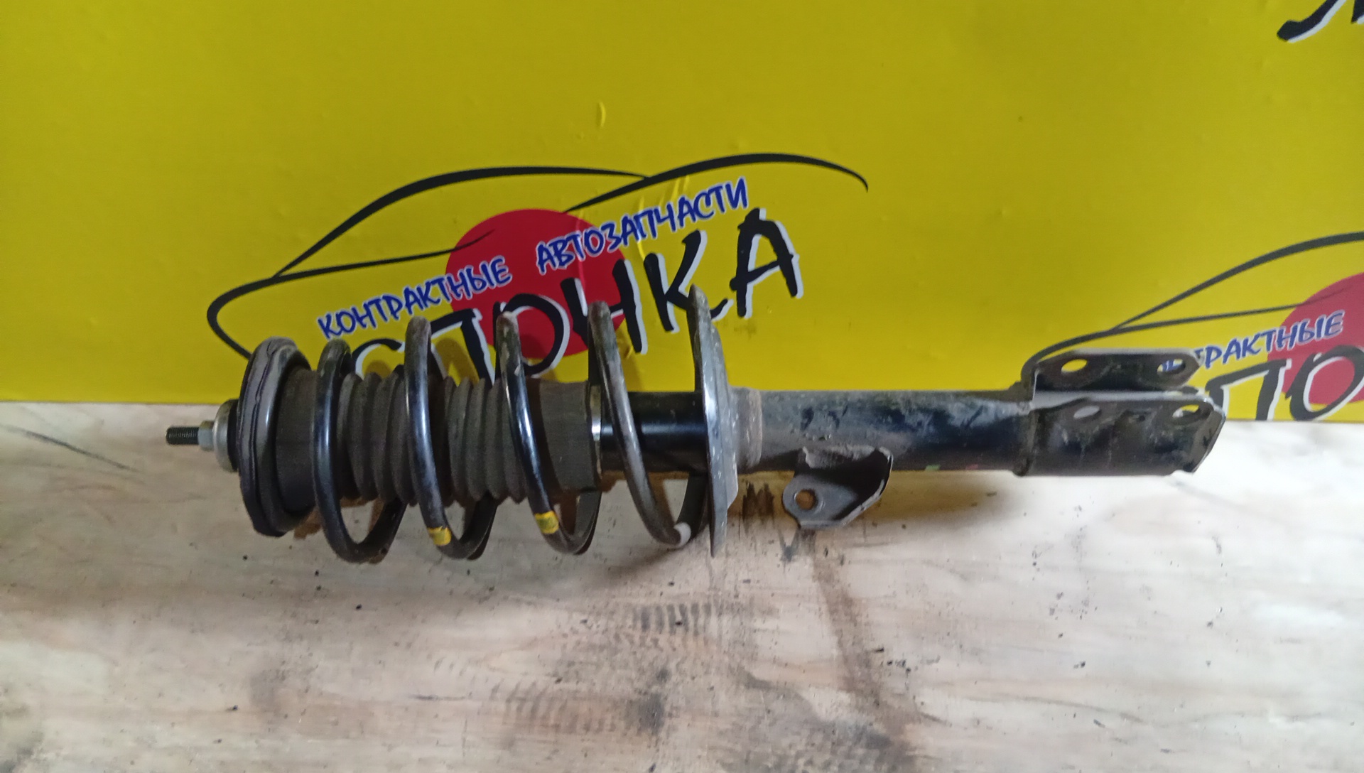 СТОЙКА/TOY/BELTA/RACTIS/VITZ/YARIS/NCP95/KSP95/NCP105/F/L