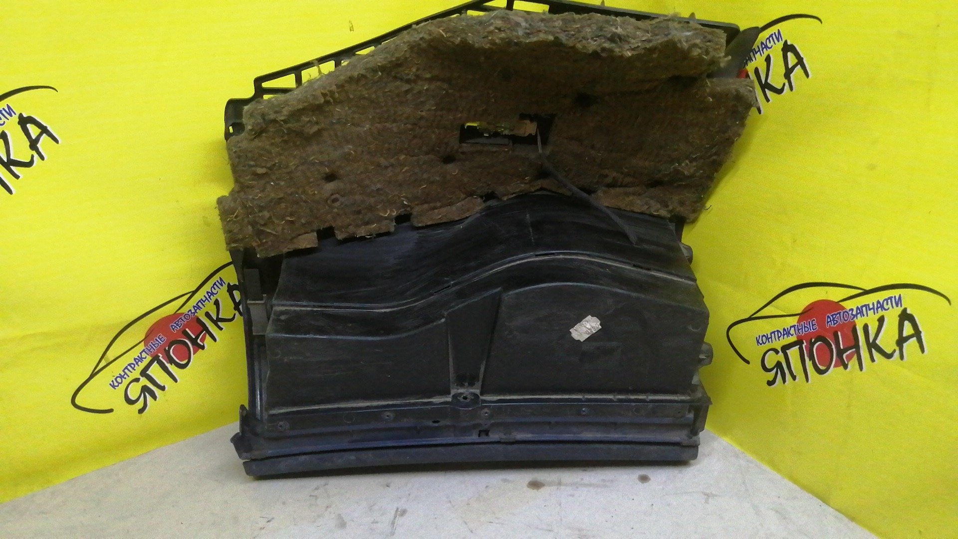 БАРДАЧОК/AUDI/A4/B5/ПРАВЫЙ РУЛЬ