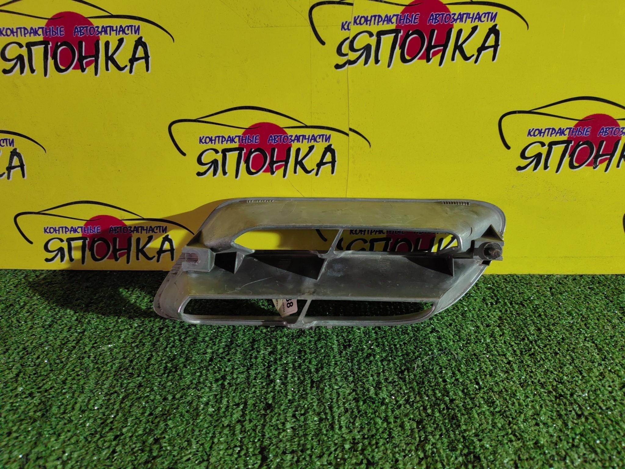 РЕШЕТКА РАДИАТОРА/NIS/PRIMERA/PRIMERA CAMINO/PRIMERA WAGON/FHP11/HNP11/HP11/P11/QP11/WHNP11/WHP11/WP11/WQP11/R/623203J100