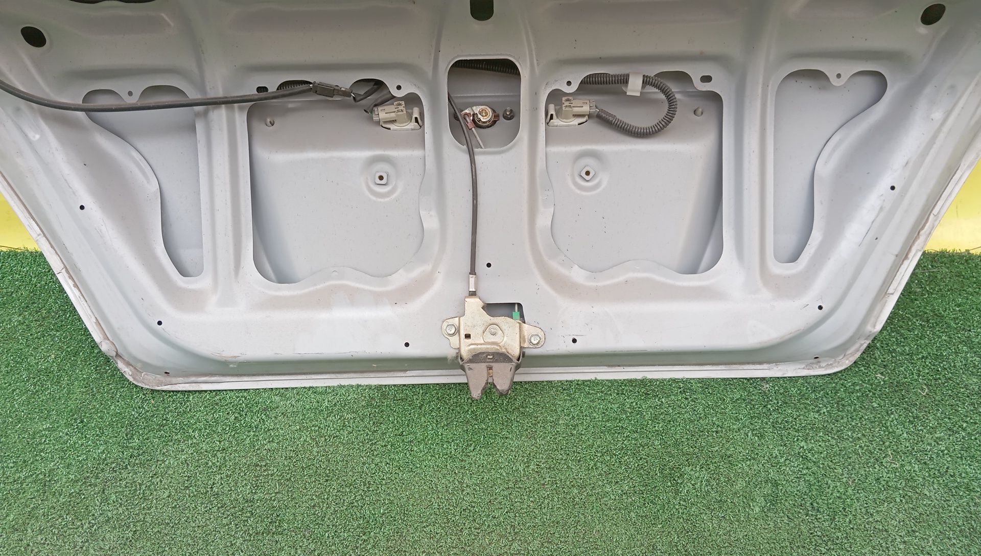 КРЫШКА БАГАЖНИКА/TOY/SPRINTER/AE110/AE111/AE114/CE110/CE113/CE114/CE116/EE111/СПОЙЛЕР/1 МОДЕЛЬ/644011A620