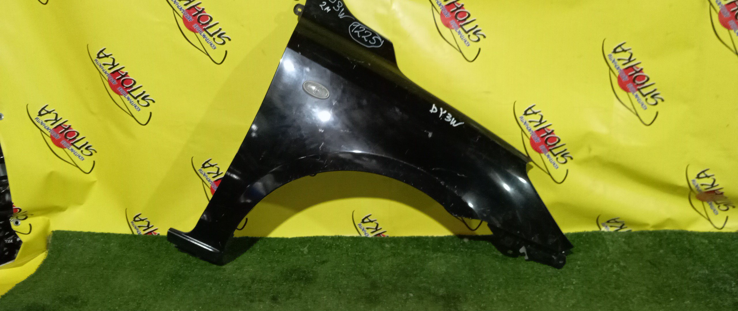 КРЫЛО/MAZ/DEMIO/DY3R/DY3W/DY5R/DY5W/F/R/2 МОДЕЛЬ/D52152111B/D53052111B