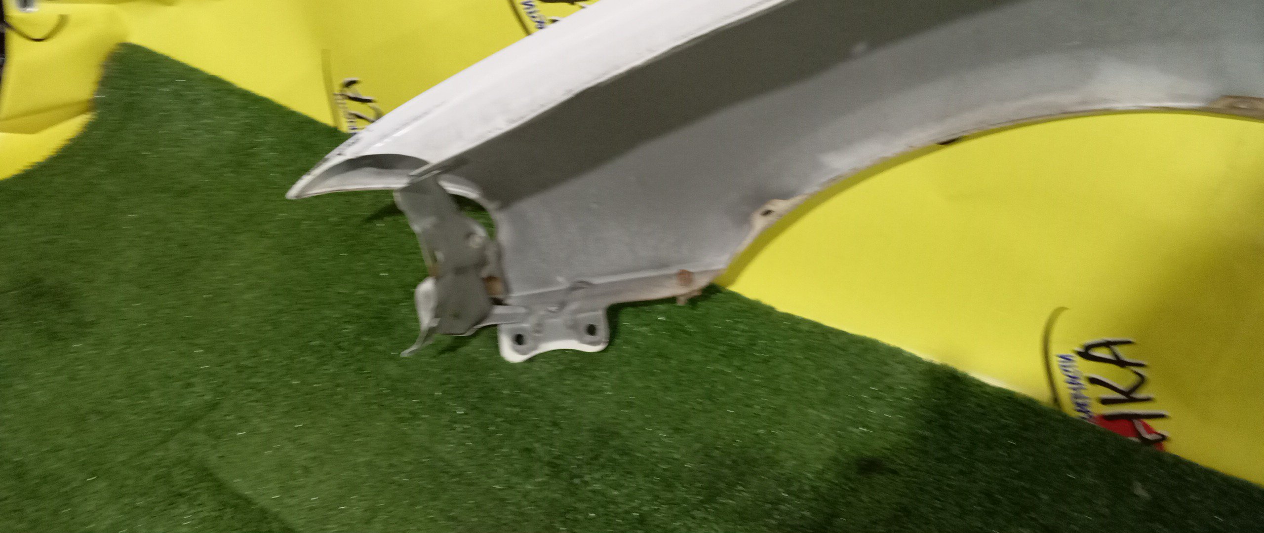 КРЫЛО/MAZ/FAMILIA/BHA3S/BHA5P/BHA3P/BHA5S/F/R/1 МОДЕЛЬ/B21H52110B