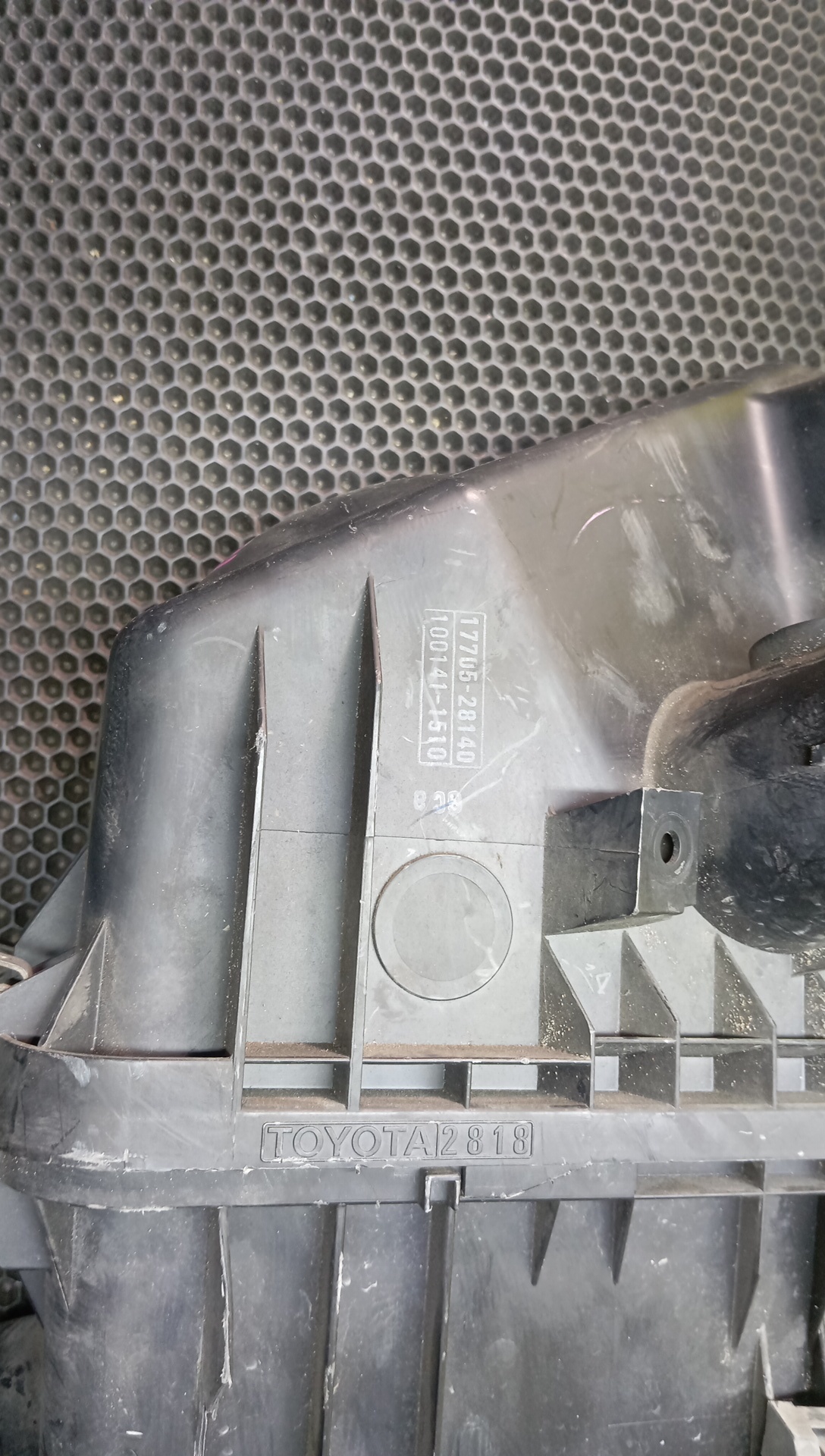 КОРПУС ВОЗДУШНОГО ФИЛЬТРА/TOY/AVENSIS VERSO/IPSUM/NOAH/PICNIC/VOXY/ACM20/ACM21W/ACM26W/AZR60G/AZR65G/1AZ-FSE/2AZ-FE/УЦЕНКА