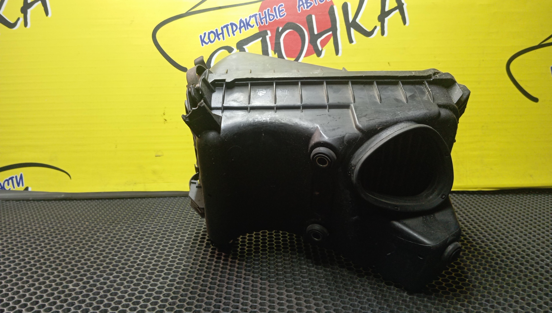 КОРПУС ВОЗДУШНОГО ФИЛЬТРА/TOY/COROLLA/COROLLA LEVIN/COROLLA SPACIO/SPRINTER/SPRINTER CARIB/SPRINTER TRUENO/AE110/AE111/AE111G/AE111N/AE114/AE114G/AE115G/4A-FE/5A-FE/7A-FE/УЦЕНКА