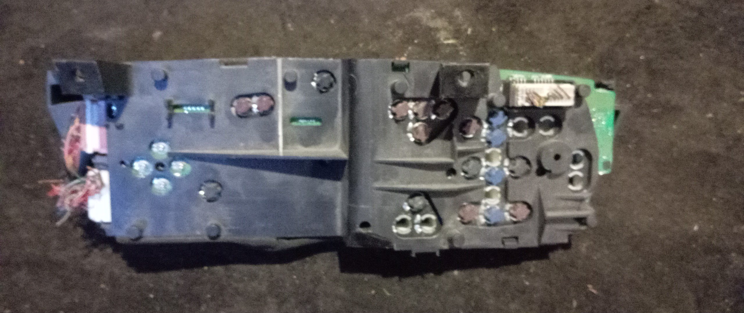 ЩИТОК ПРИБОРОВ/NIS/PRIMERA/HP12/QP12/RP12/TNP12/TP12/ТАХОМЕТР/УЦЕНКА