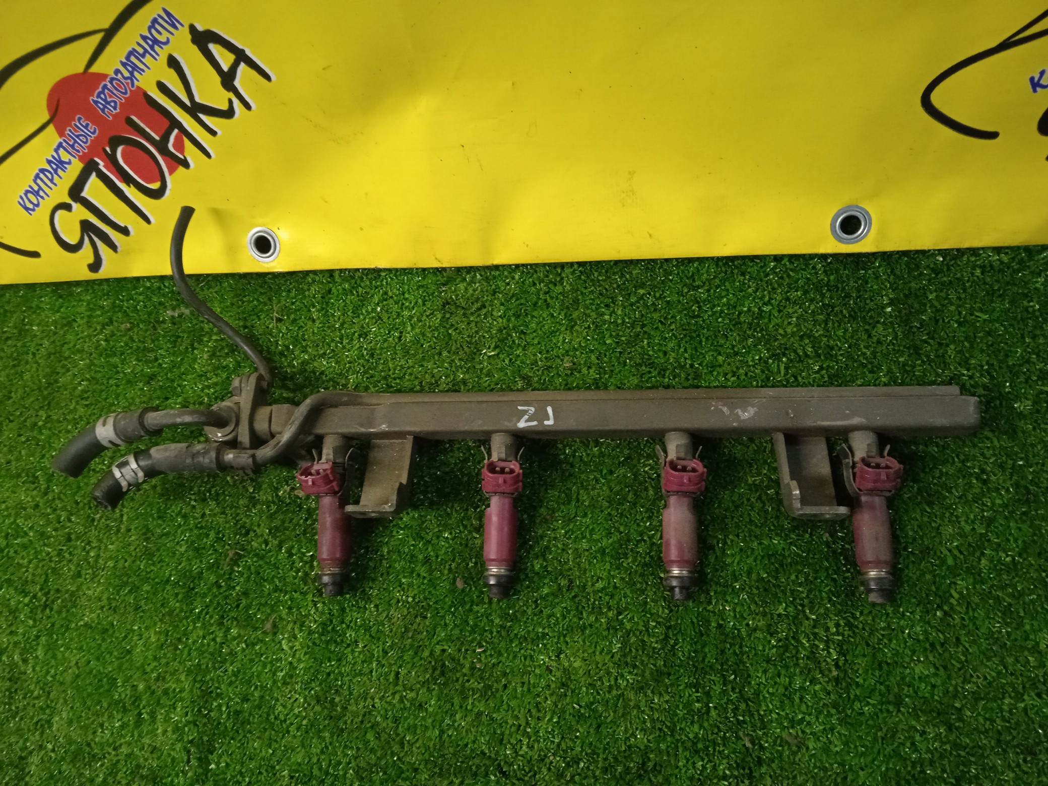 ФОРСУНКА/MAZ/AXELA/MAZDA 3/DEMIO/FAMILIA/BK/BK5P/DY3W/BJ5P/Z6/ZJVE/ZLDE/ZLVE/ZYVE/1955003310/В СБОРЕ С РАМПОЙ/КОМПЛЕКТ