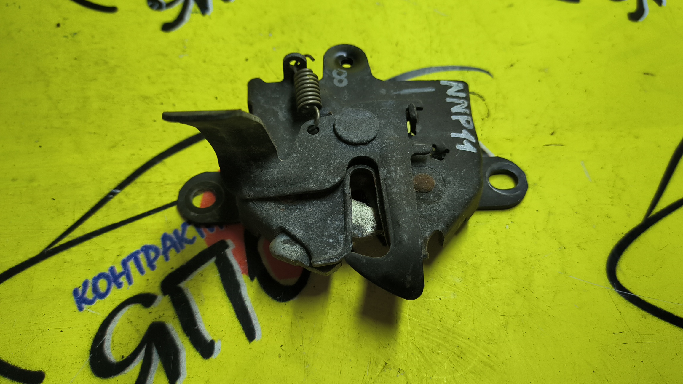 ЗАМОК КАПОТА/TOY/PORTE/NNP10/NNP11