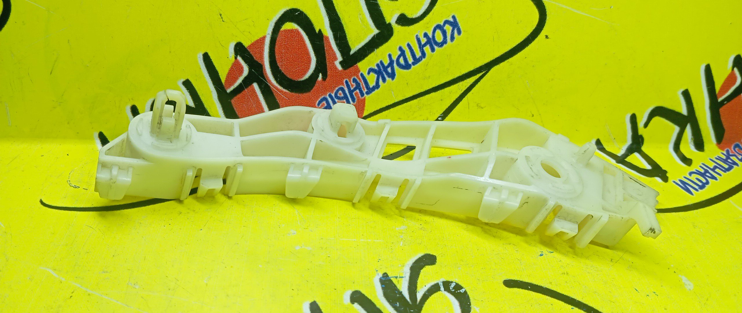 КРЕПЛЕНИЕ БАМПЕРА/MMC/OUTLANDER/GF7W/GF/F/R