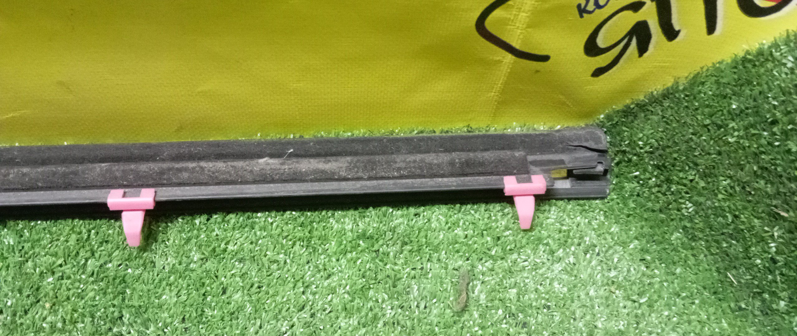 МОЛДИНГ  СТЕКЛА/TOY/MARK II/GX100/GX105/JZX100/JZX101/JZX105/LX100/F/R/УЦЕНКА