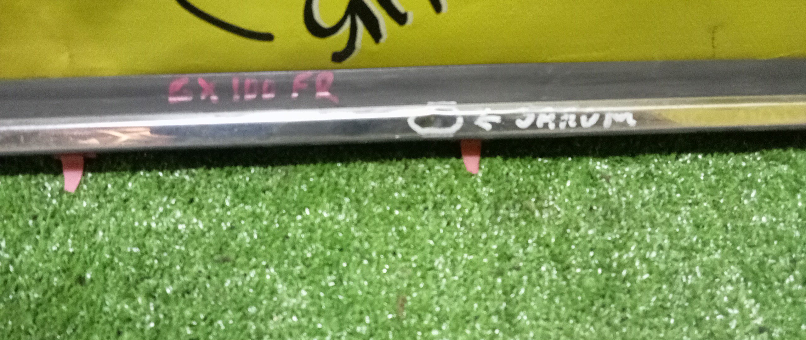 МОЛДИНГ  СТЕКЛА/TOY/MARK II/GX100/GX105/JZX100/JZX101/JZX105/LX100/F/R/УЦЕНКА