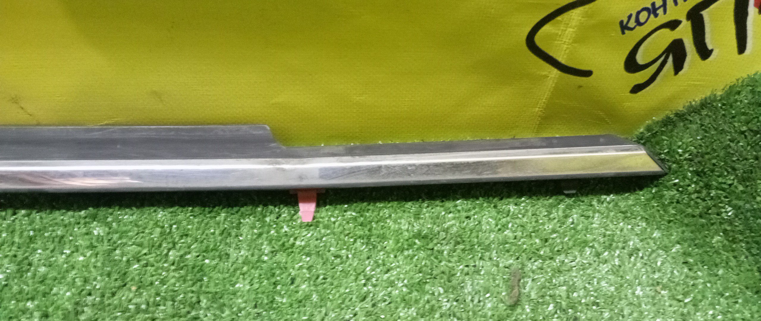 МОЛДИНГ  СТЕКЛА/TOY/MARK II/GX100/GX105/JZX100/JZX101/JZX105/LX100/F/R/УЦЕНКА