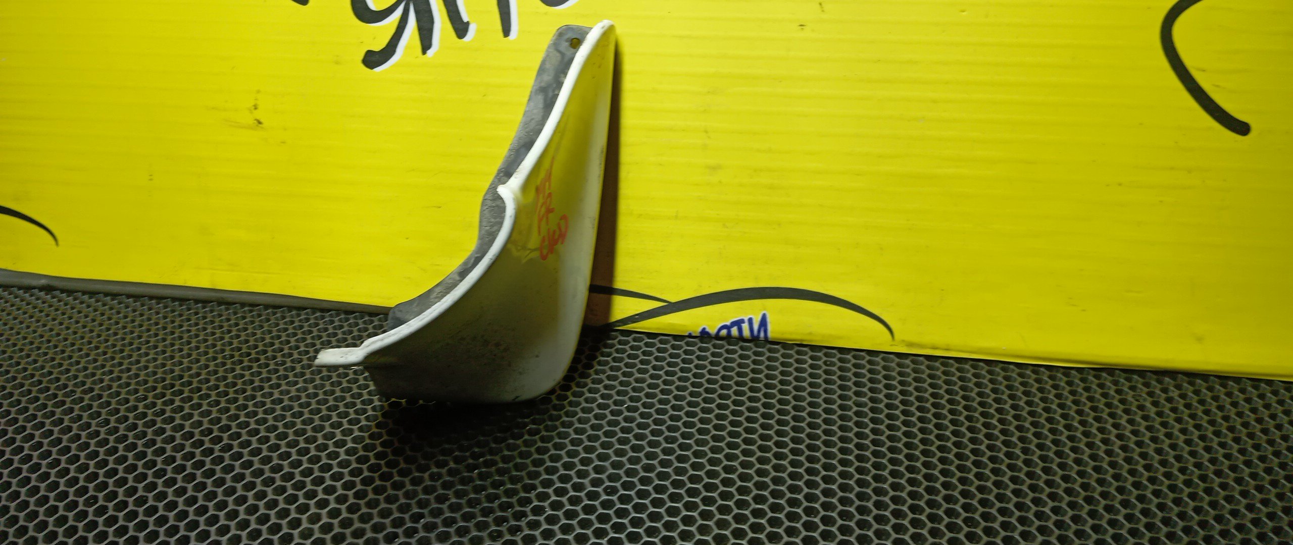 БРЫЗГОВИК/NIS/AD/WINGROAD/VENY11/VEY11/VFY11/VGY11/VHNY11/VY11/WFNY11/WFY11/WHNY11/WHY11/WPY11/WRY11/F/R/2 МОДЕЛЬ