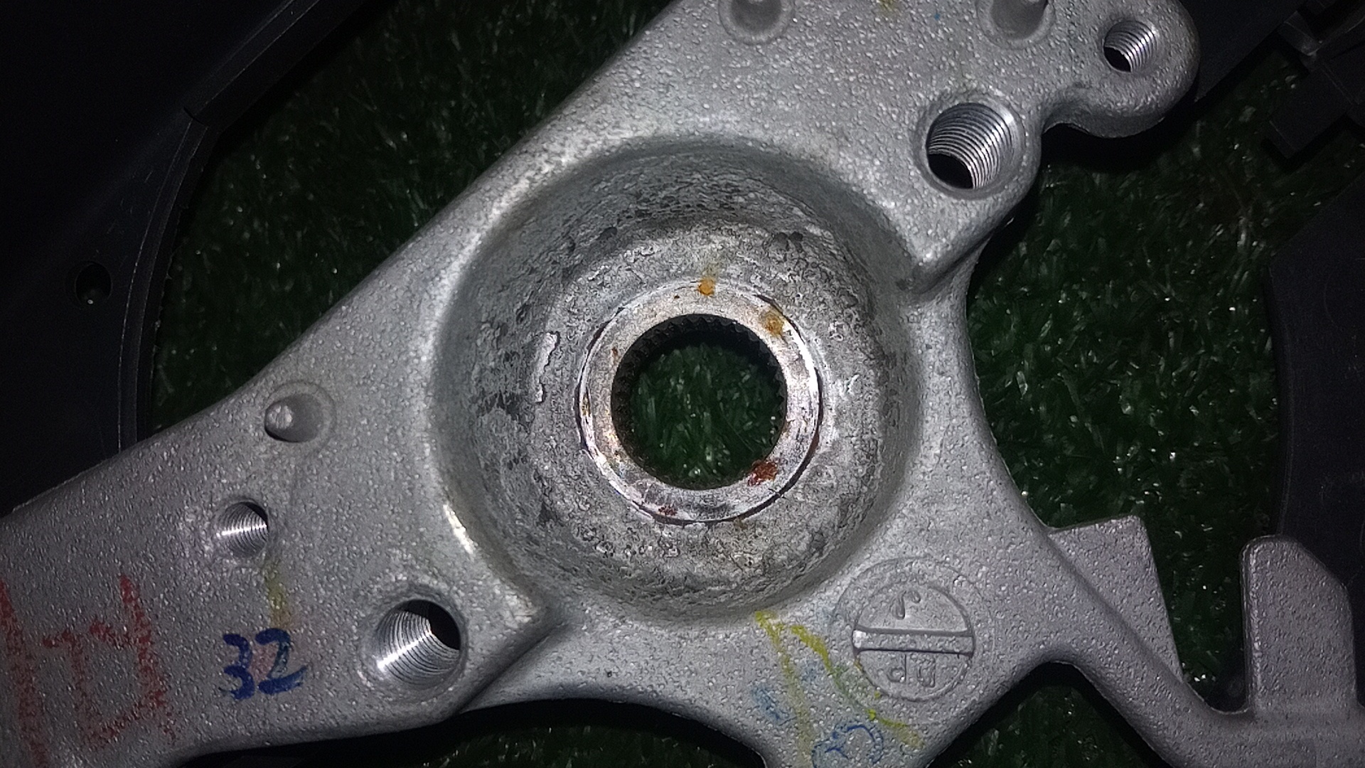 РУЛЬ/TOY/ALPHARD/ANH10/ANH10W/ANH15/ANH15W/MNH10/MNH10W/MNH15/MNH15W
