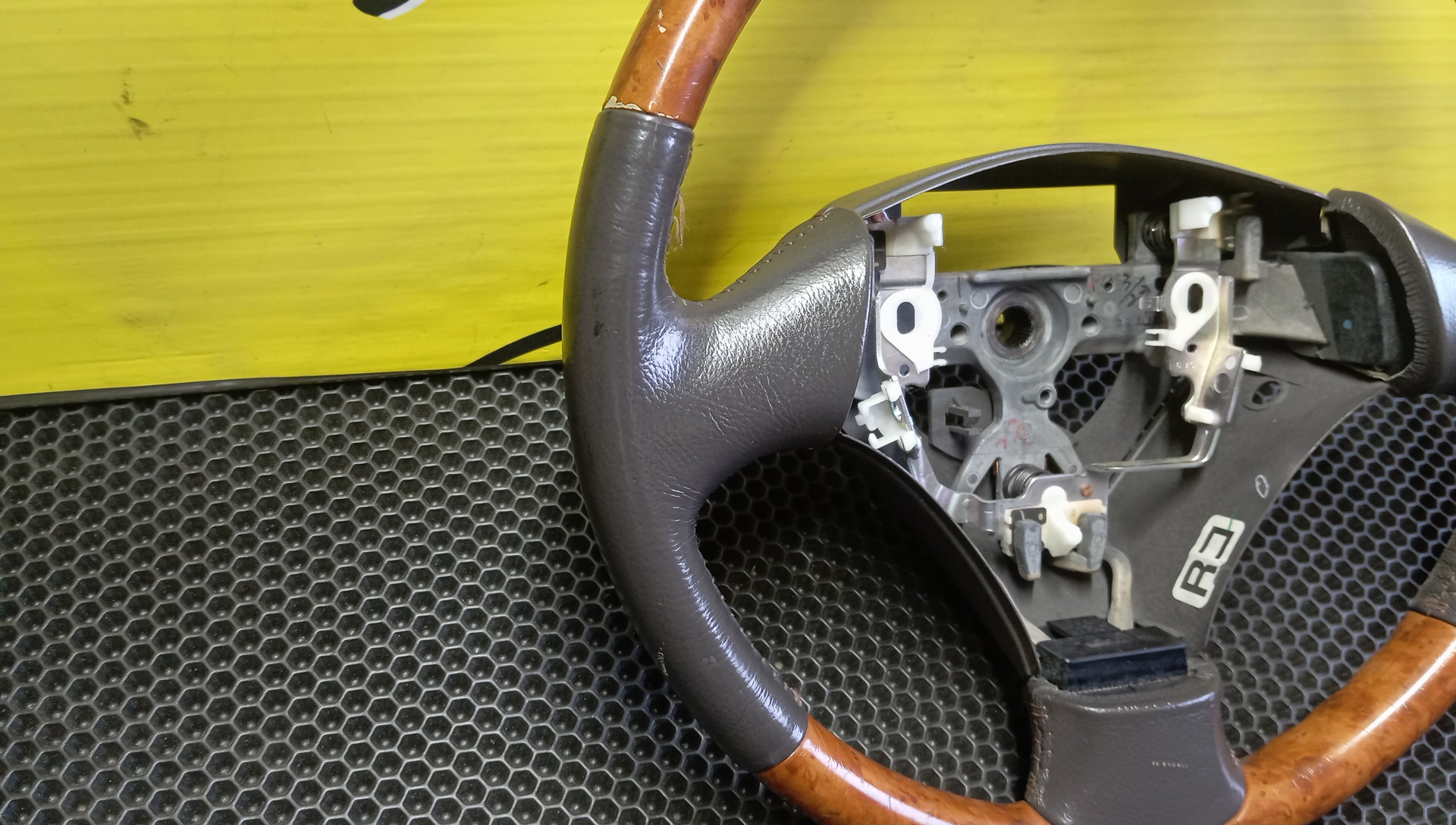РУЛЬ/TOY/ALLION/PREMIO/AZT240/ZZT240/T245/T240/E120/ZZE122/NZE121/3 ЛУЧА/451002B780/ПОД ДЕРЕВО