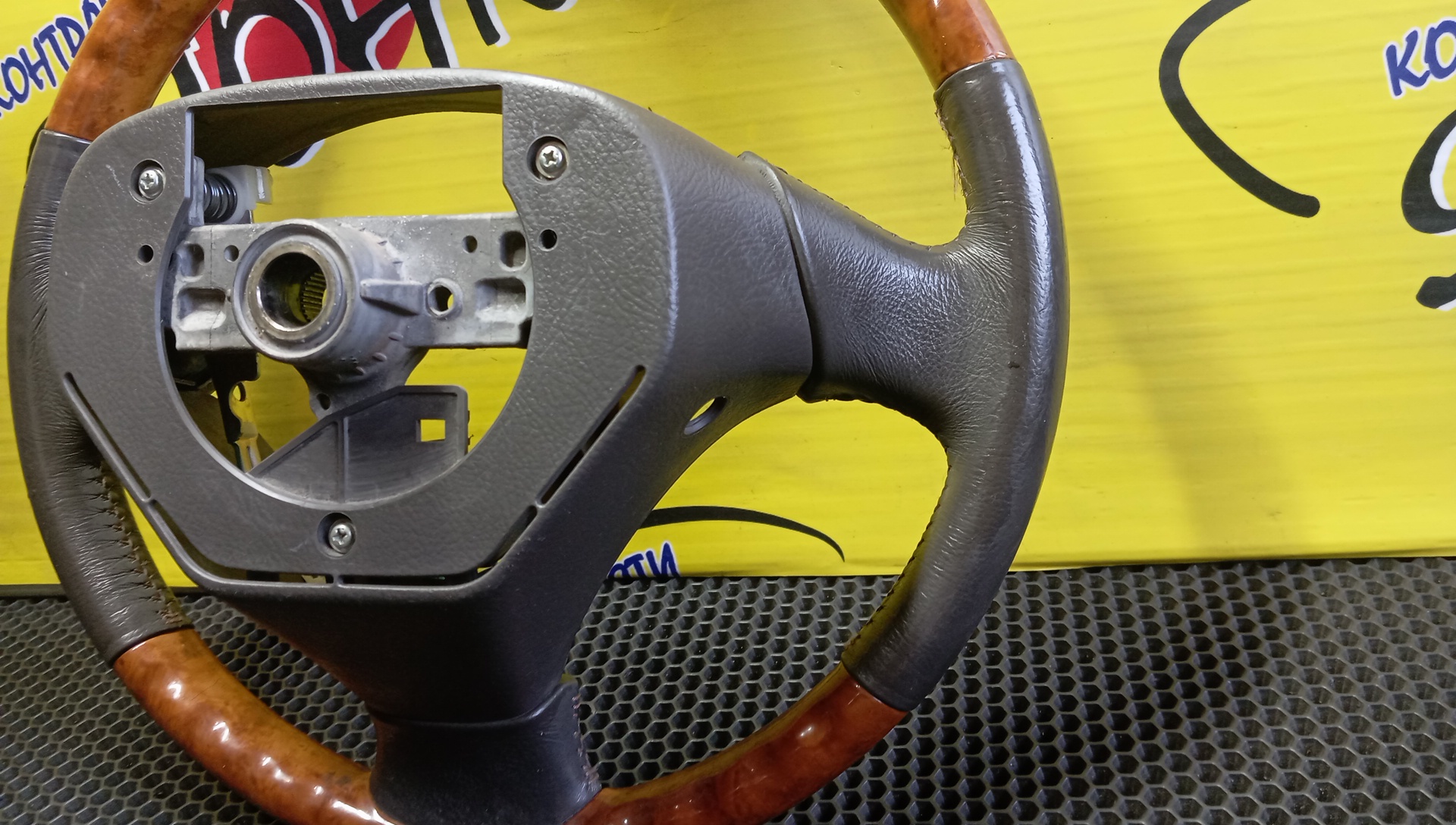 РУЛЬ/TOY/ALLION/PREMIO/AZT240/ZZT240/T245/T240/E120/ZZE122/NZE121/3 ЛУЧА/451002B780/ПОД ДЕРЕВО