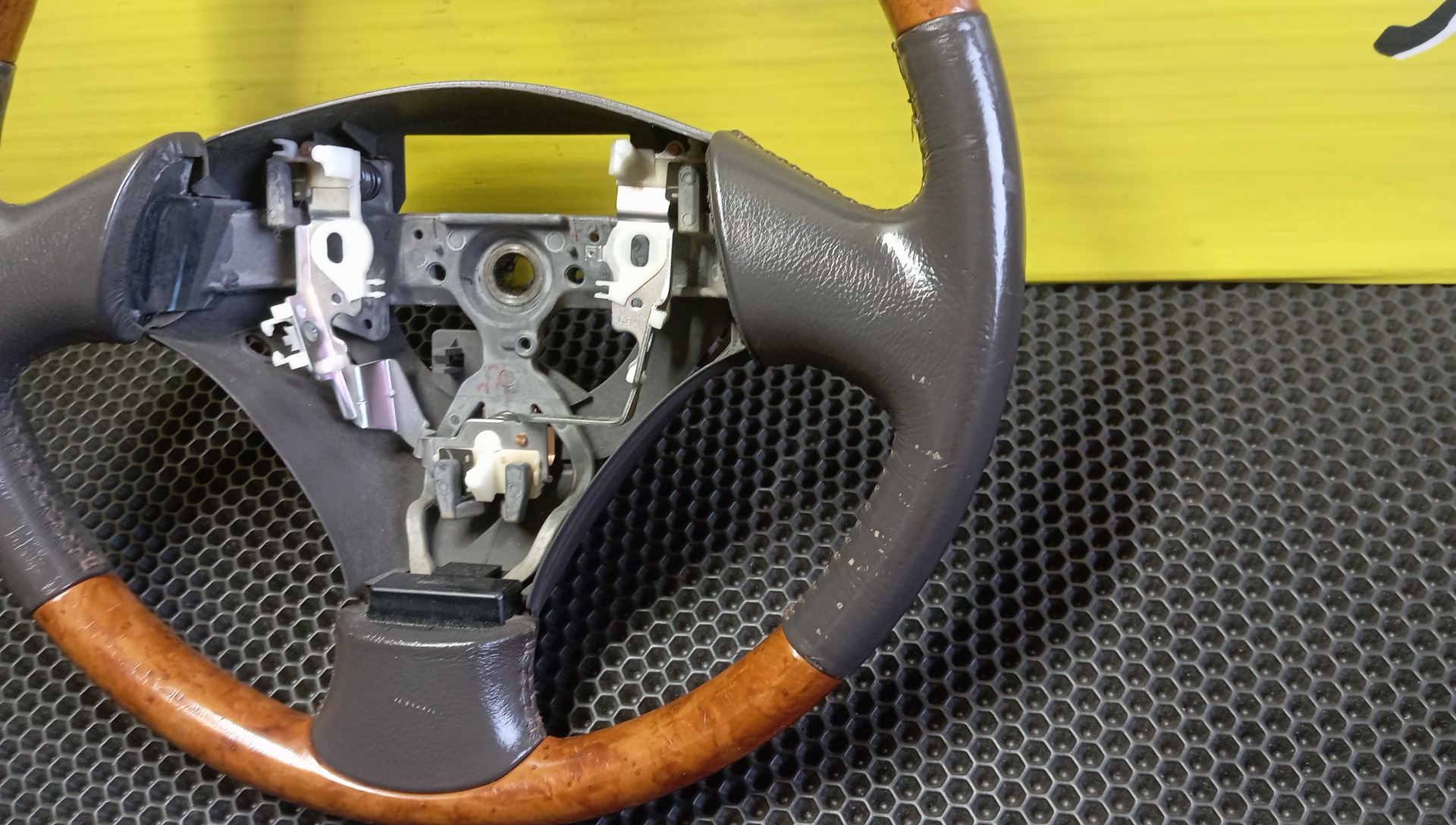 РУЛЬ/TOY/ALLION/PREMIO/AZT240/ZZT240/T245/T240/E120/ZZE122/NZE121/3 ЛУЧА/451002B780/ПОД ДЕРЕВО