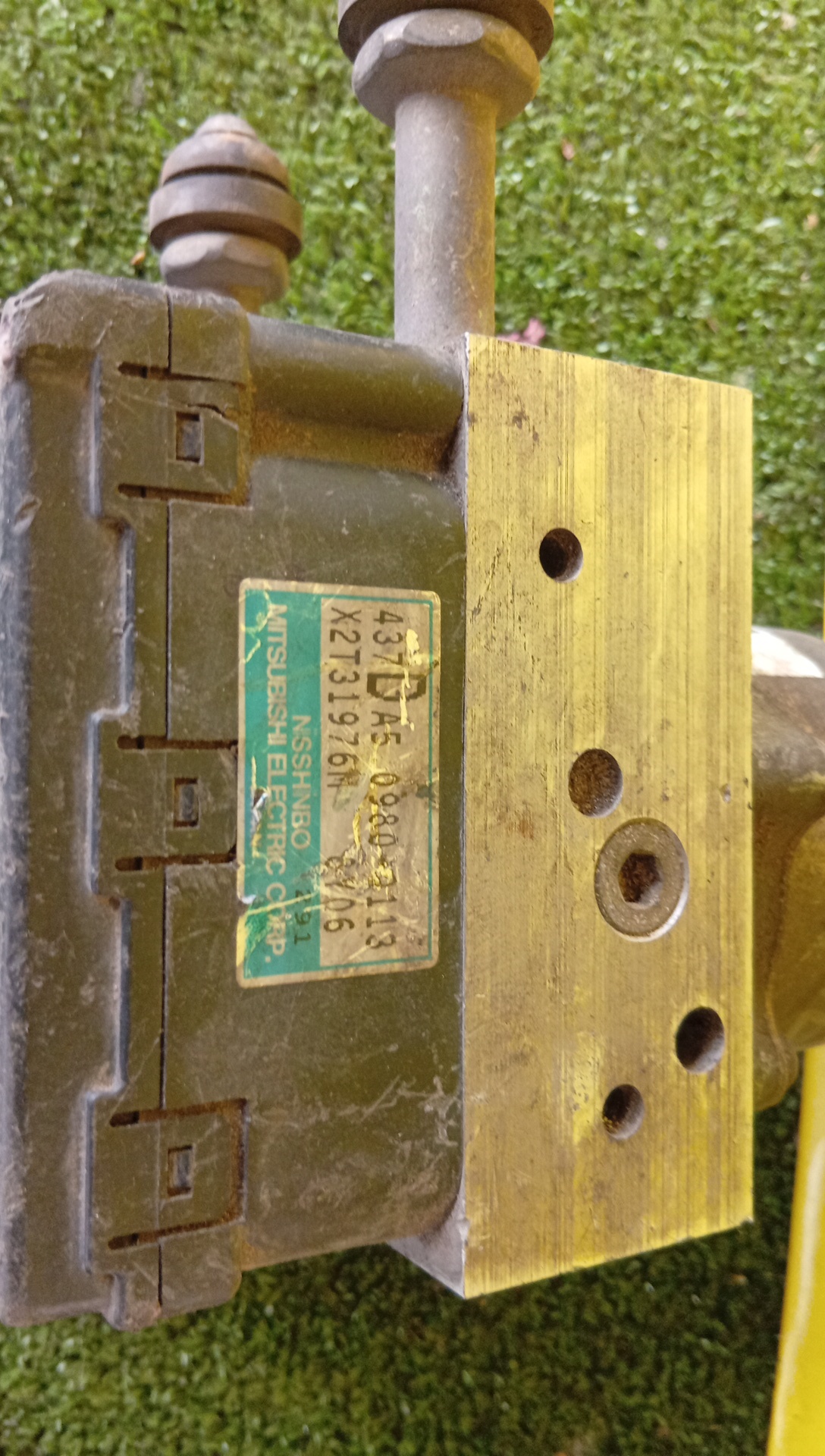 БЛОК ABS/MMC/GALANT/EA1A/EA3A/EA4A/EA5A/EC1A/EC3A/EC5A/MR449049