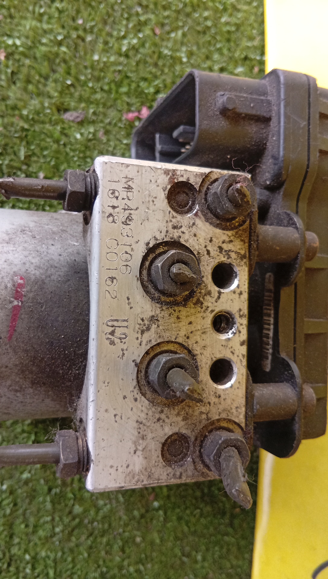 БЛОК ABS/MMC/AIRTREK/CU2W/CU4W/MR493106