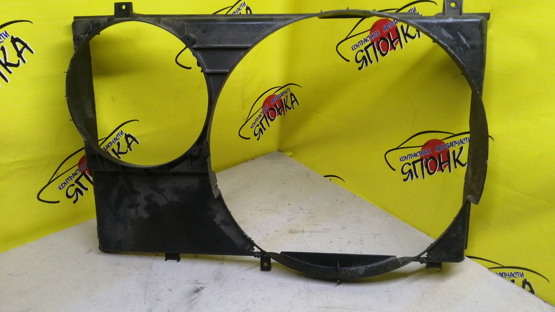 ДИФФУЗОР РАДИАТОРА/TOY/LITEACE NOAH/NOAH/TOWN ACE NOAH/SR40/SR50/KR42/KR52/3S-FE/7K