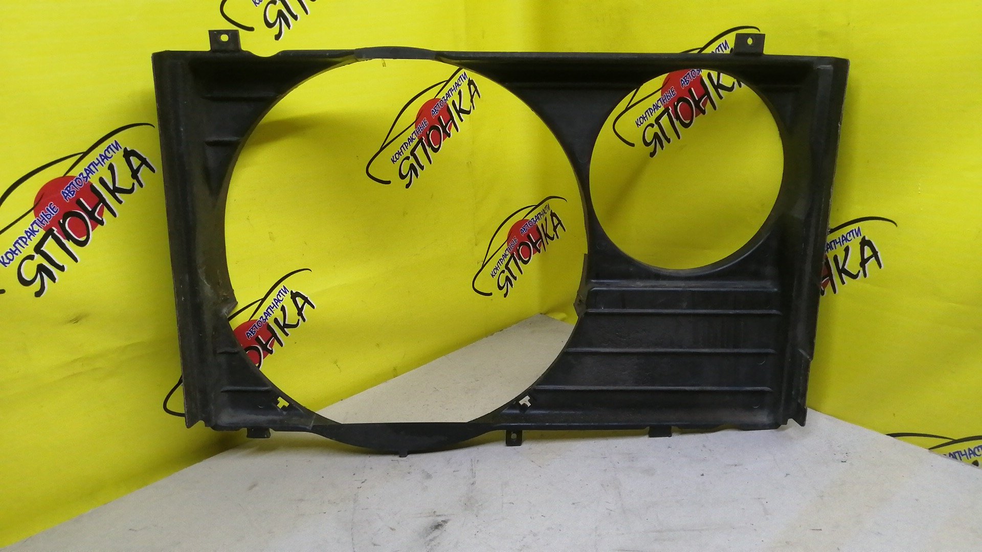 ДИФФУЗОР РАДИАТОРА/TOY/LITEACE NOAH/NOAH/TOWN ACE NOAH/SR40/SR50/KR42/KR52/3S-FE/7K