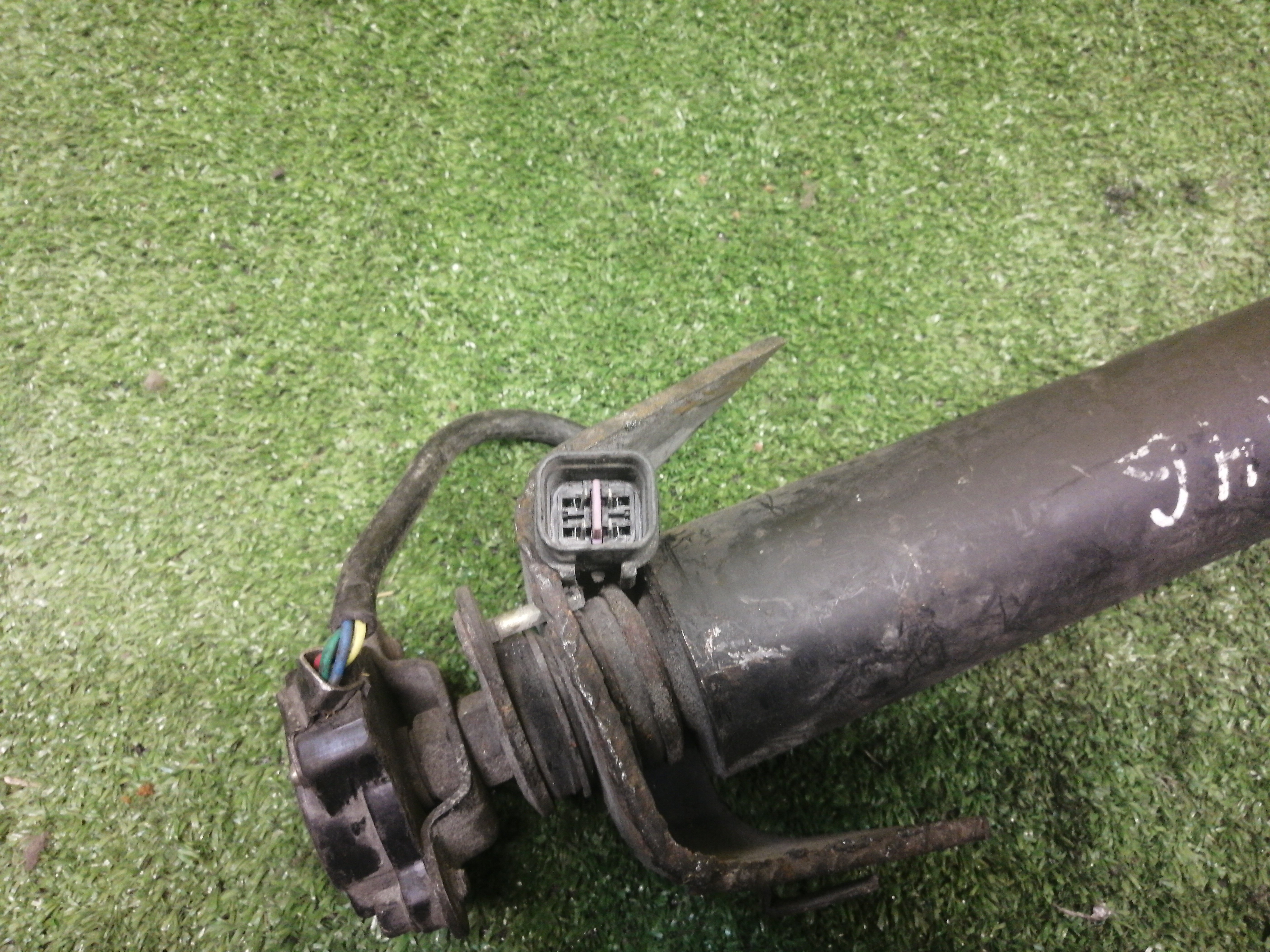 АМОРТИЗАТОР/MMC/PAJERO/V14V/V21W/V23W/V24W/V25W/V26C/V43W/V44WG/V45W/V46V/V47WG/V55W/F