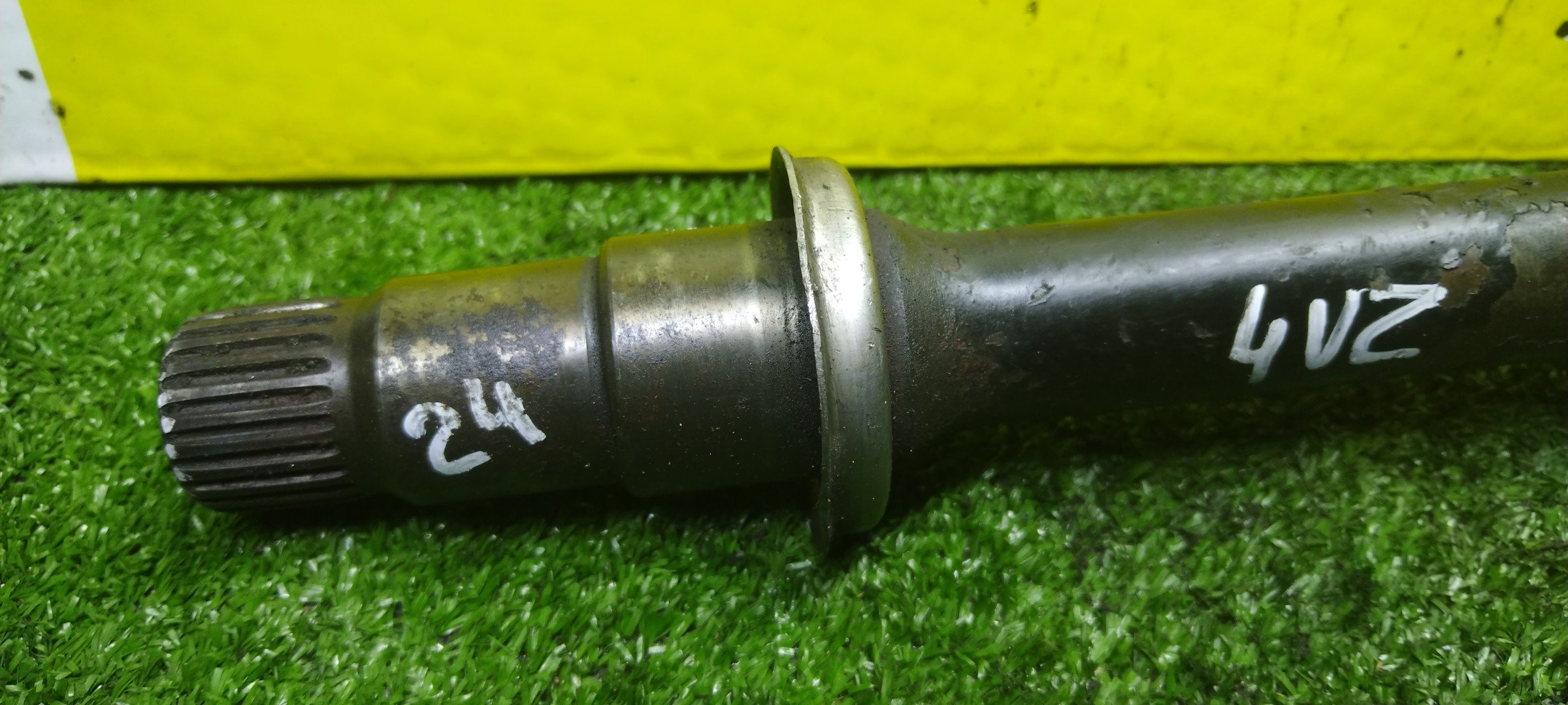 ПРОМЕЖУТОЧНЫЙ ВАЛ/TOY/WINDOM/VCV11/VCV10/3VZFE/4VZFE/F/R/С ПОДВЕСНЫМ+ГРАНАТА С ТРИПОИДОМ/24 ШЛИЦА/4304933010